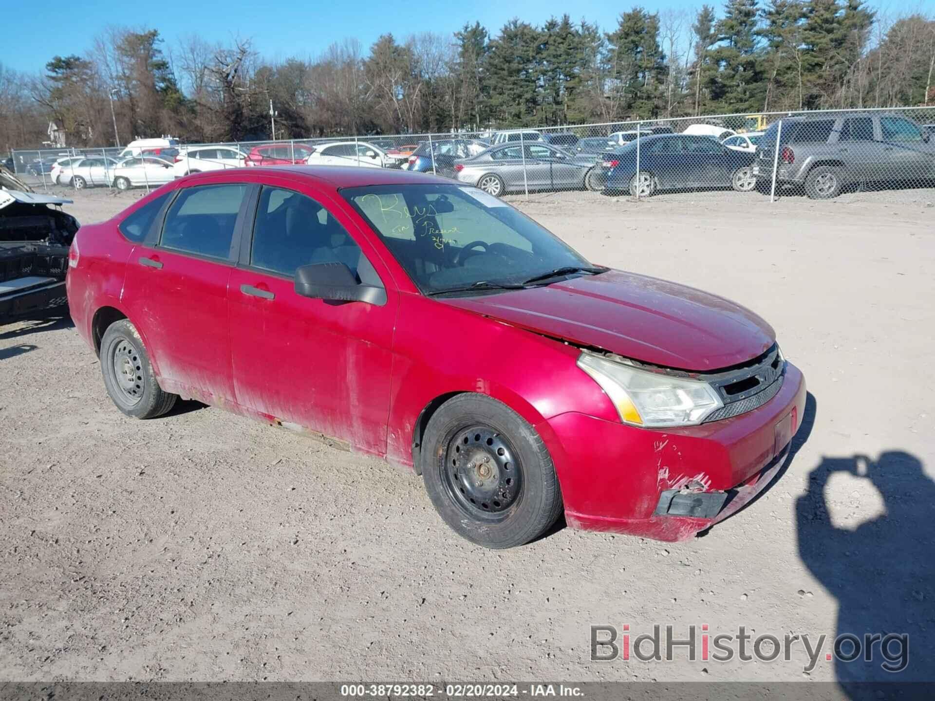 Photo 1FAHP3FN5AW237347 - FORD FOCUS 2010