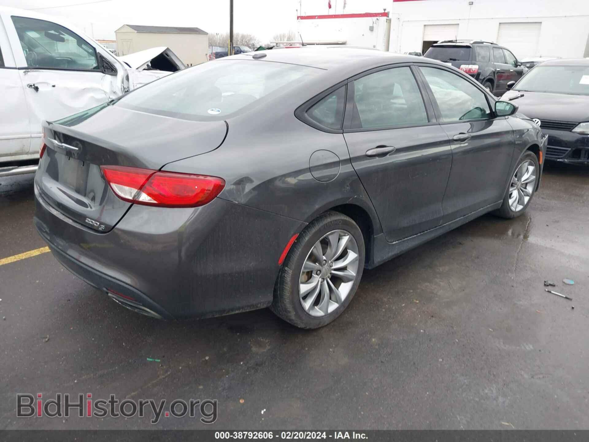2015 CHRYSLER 200 - VIN: 1C3CCCBBXFN758884 - Фото 4