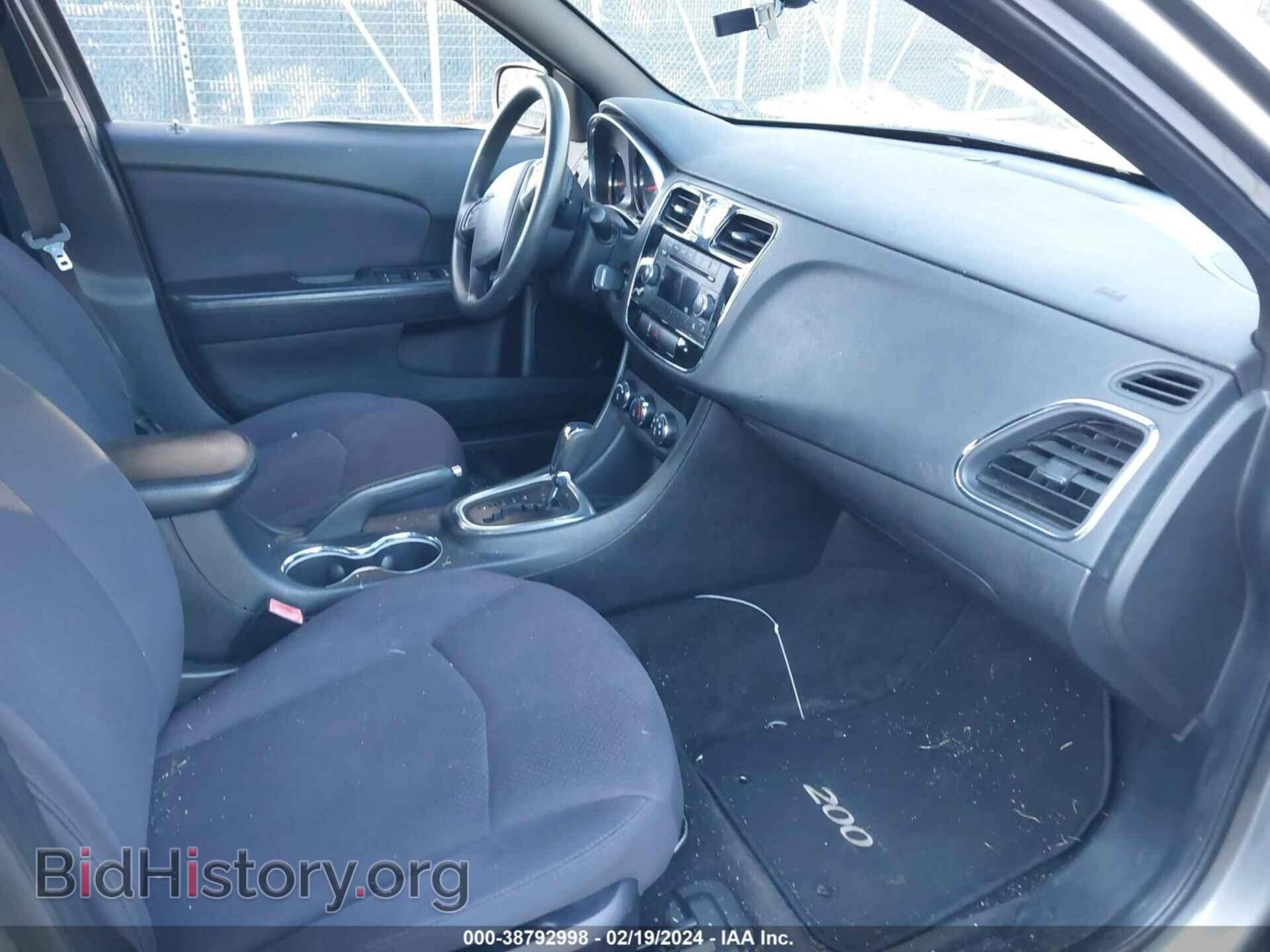 2012 CHRYSLER 200 - VIN: 1C3CCBAB5CN262348 - Фото 5