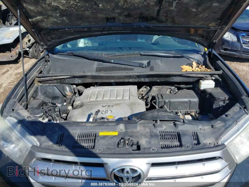2013 Toyota HIGHLANDER (VIN 5TDBK3EH8DS259101) — photo 10 of 17
