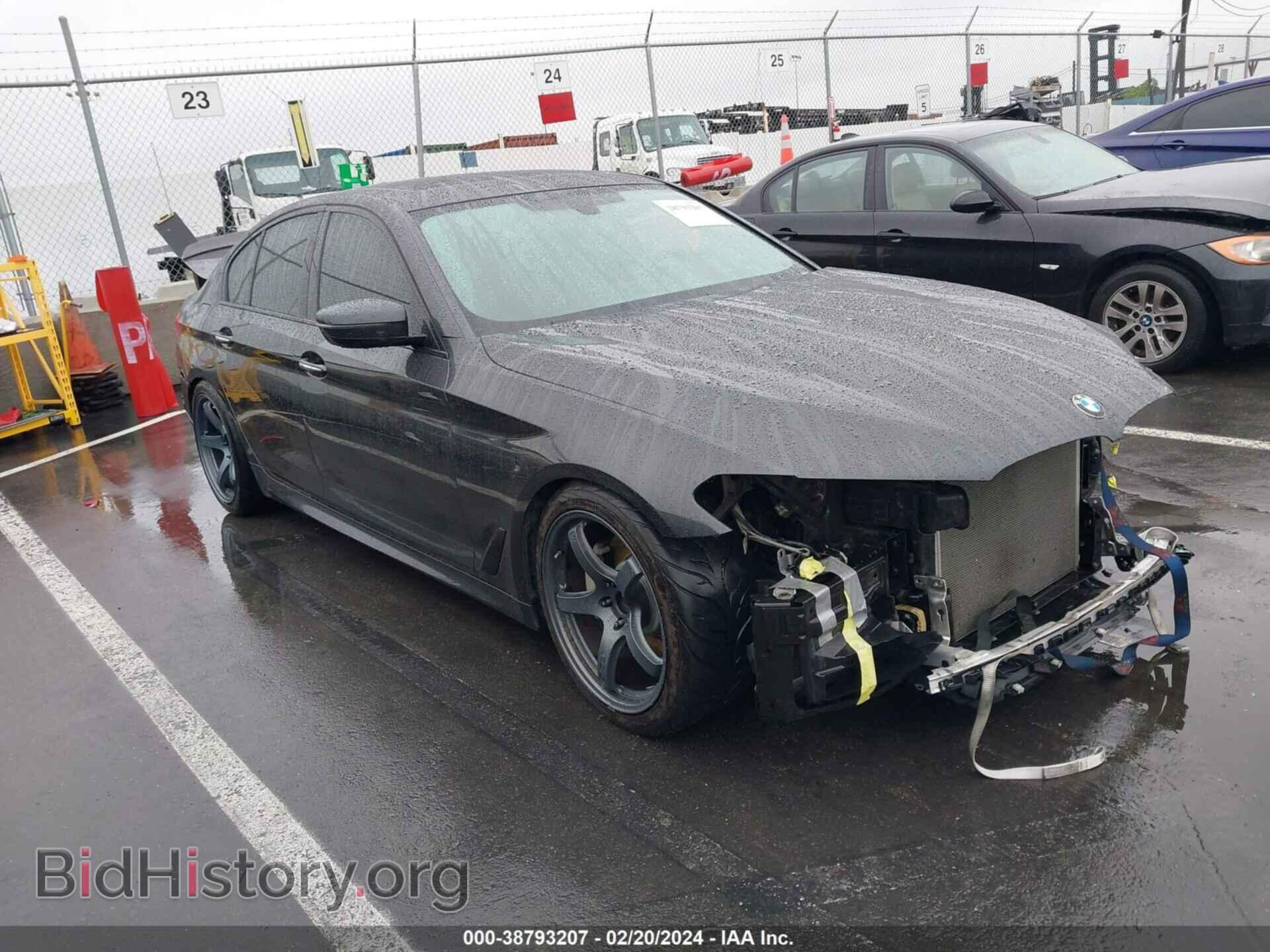 Photo WBAJE5C36HG913631 - BMW 540I 2017