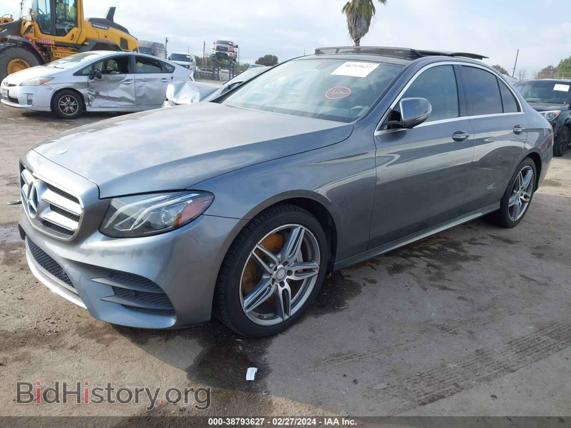 2017 MERCEDES-BENZ E 300 - VIN: WDDZF4JB0HA072082 - Фото 2