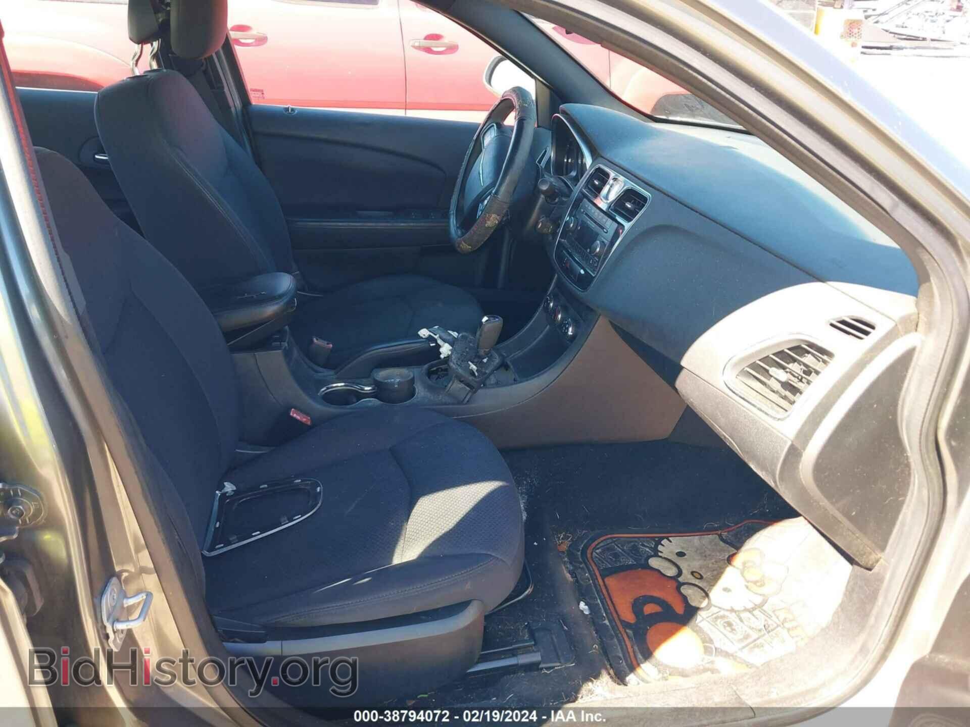 2013 CHRYSLER 200 - VIN: 1C3CCBAB8DN698158 - Фото 5