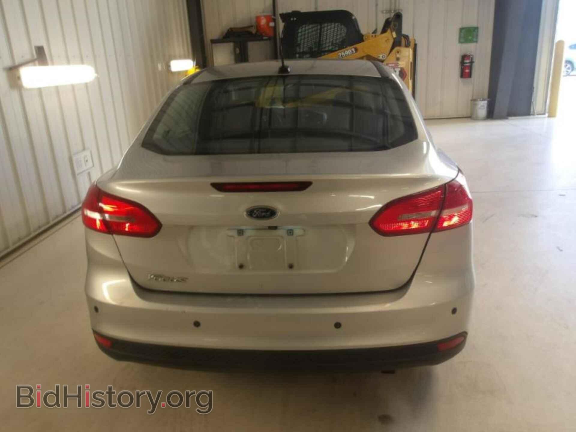 2016 FORD FOCUS - VIN: 1FADP3E28GL349057 - Фото 2
