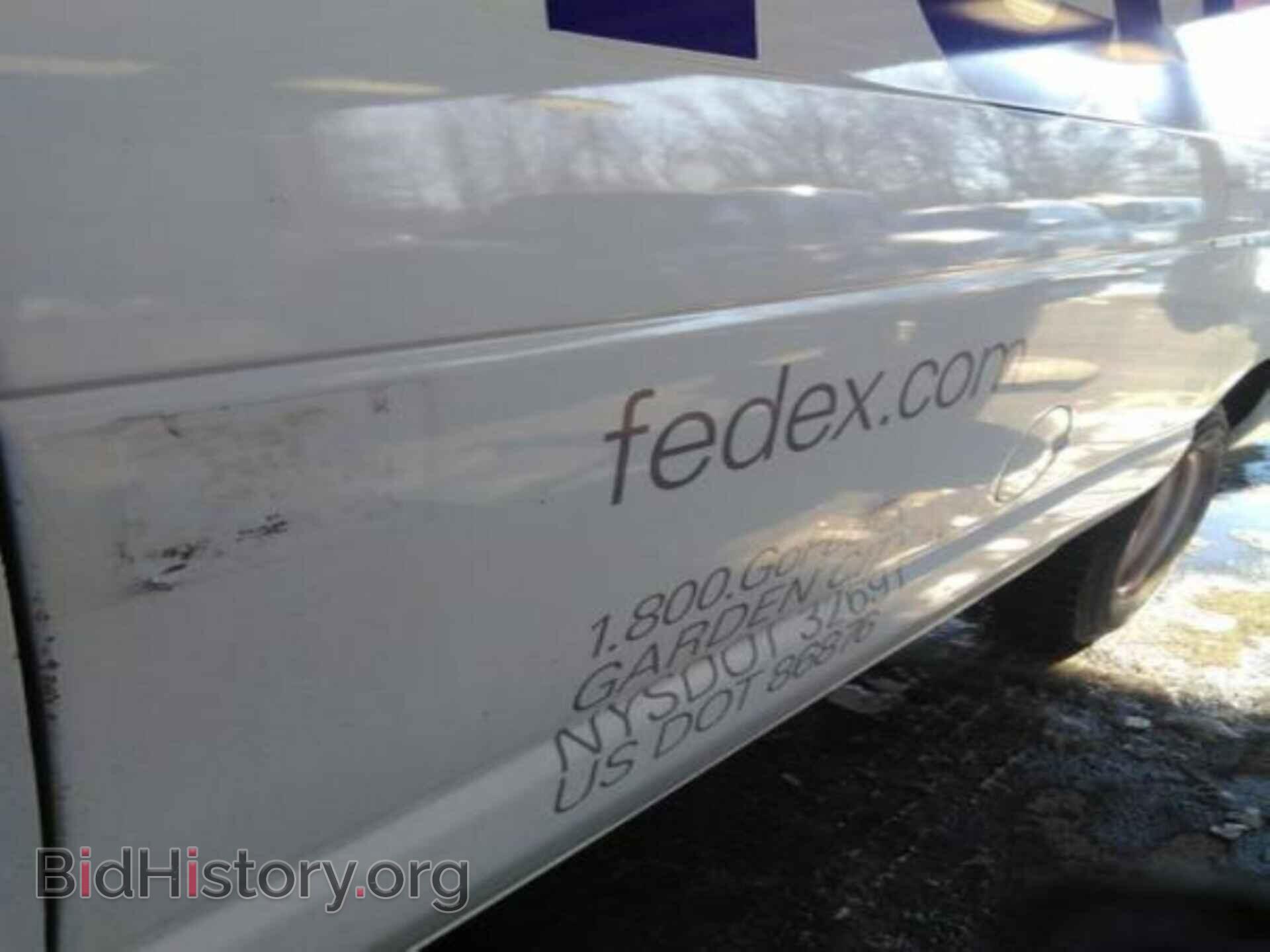 2010 FORD E-150 - VIN: 1FTNE1EW9ADA91323 - Фото 19
