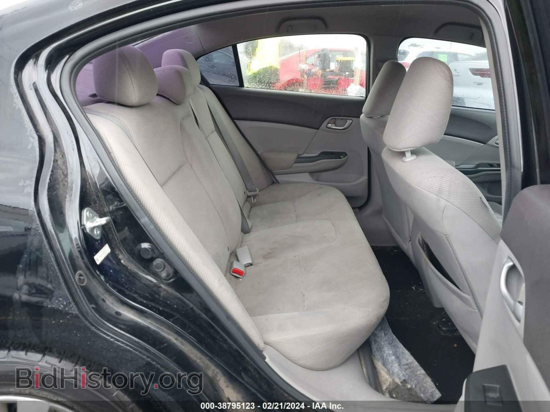 2012 HONDA CIVIC - VIN: 19XFB2F51CE357119 - Фото 8