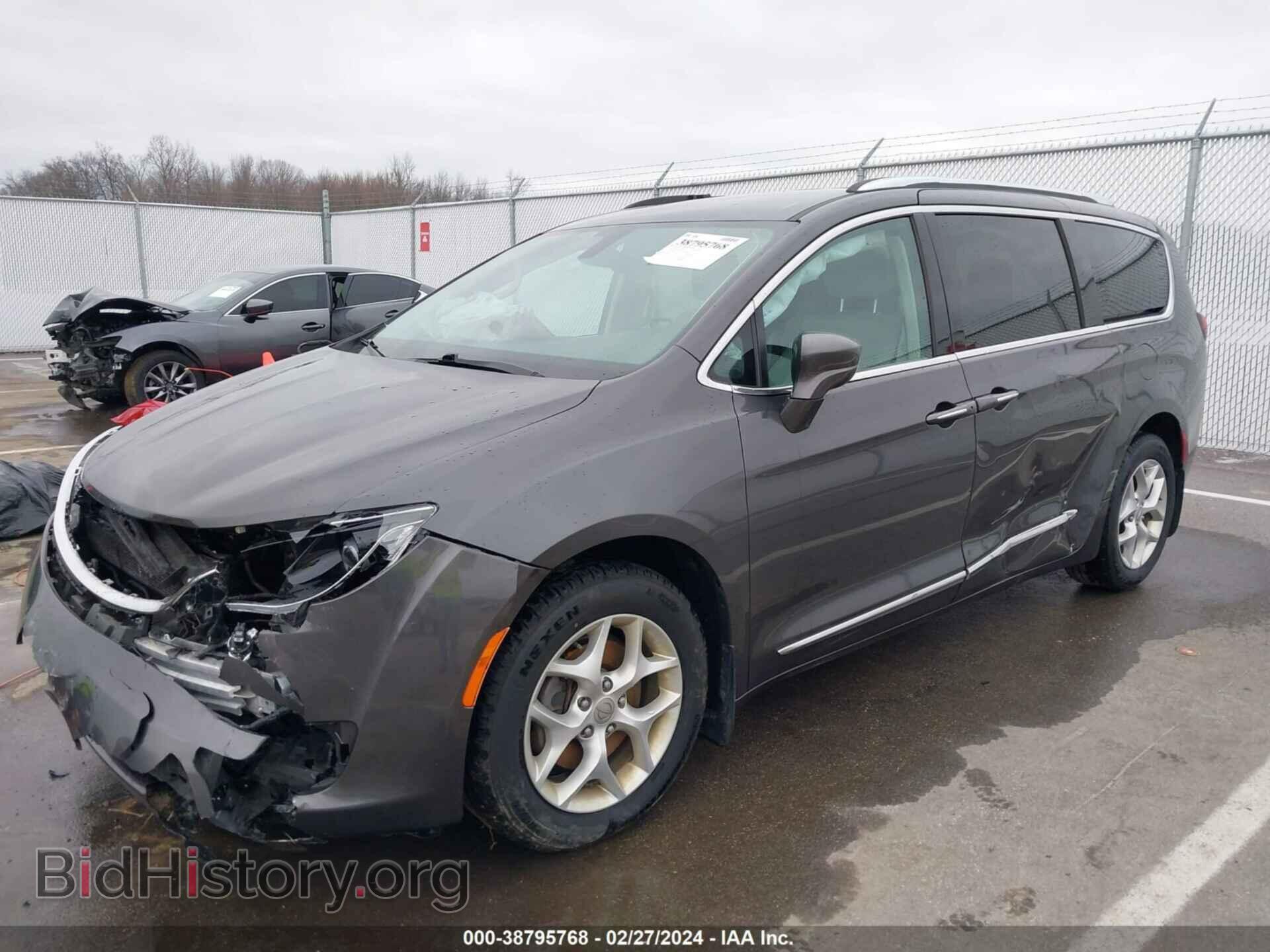 2017 CHRYSLER PACIFICA - VIN: 2C4RC1EG4HR659971 - Фото 6