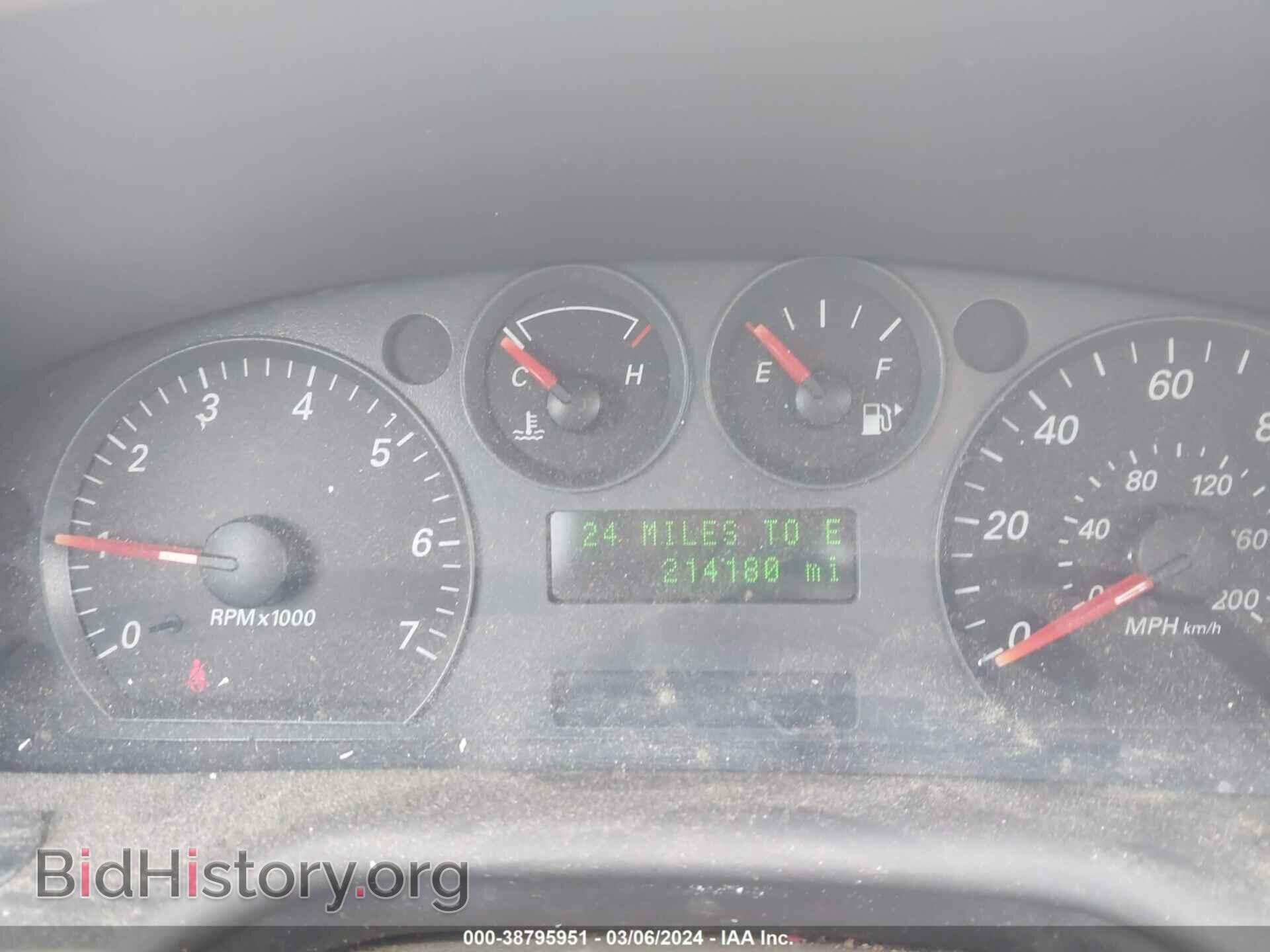 2006 FORD TAURUS - VIN: 1FAHP53U36A116991 - Фото 7