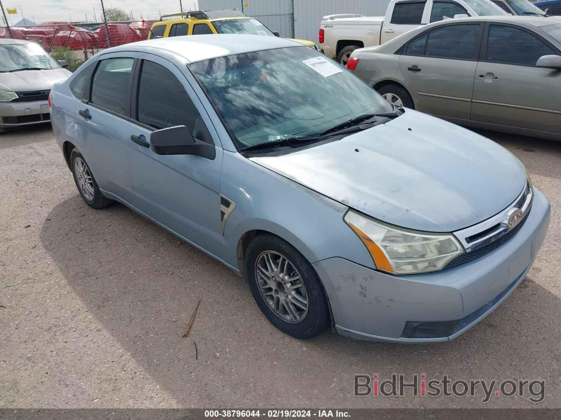 Photo 1FAHP35N68W146373 - FORD FOCUS 2008