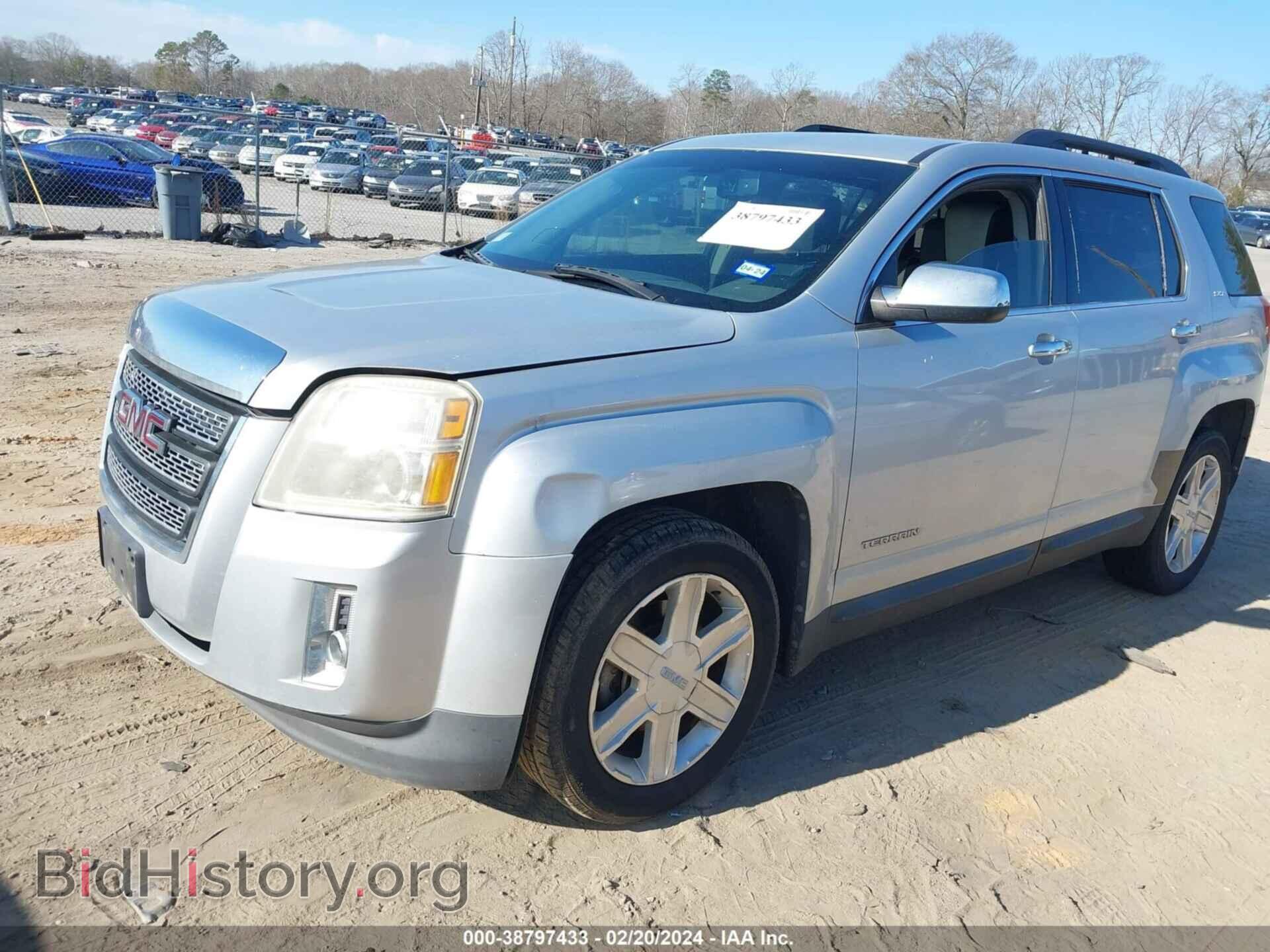 2011 GMC TERRAIN - VIN: 2CTALUEC8B6226310 - Фото 2
