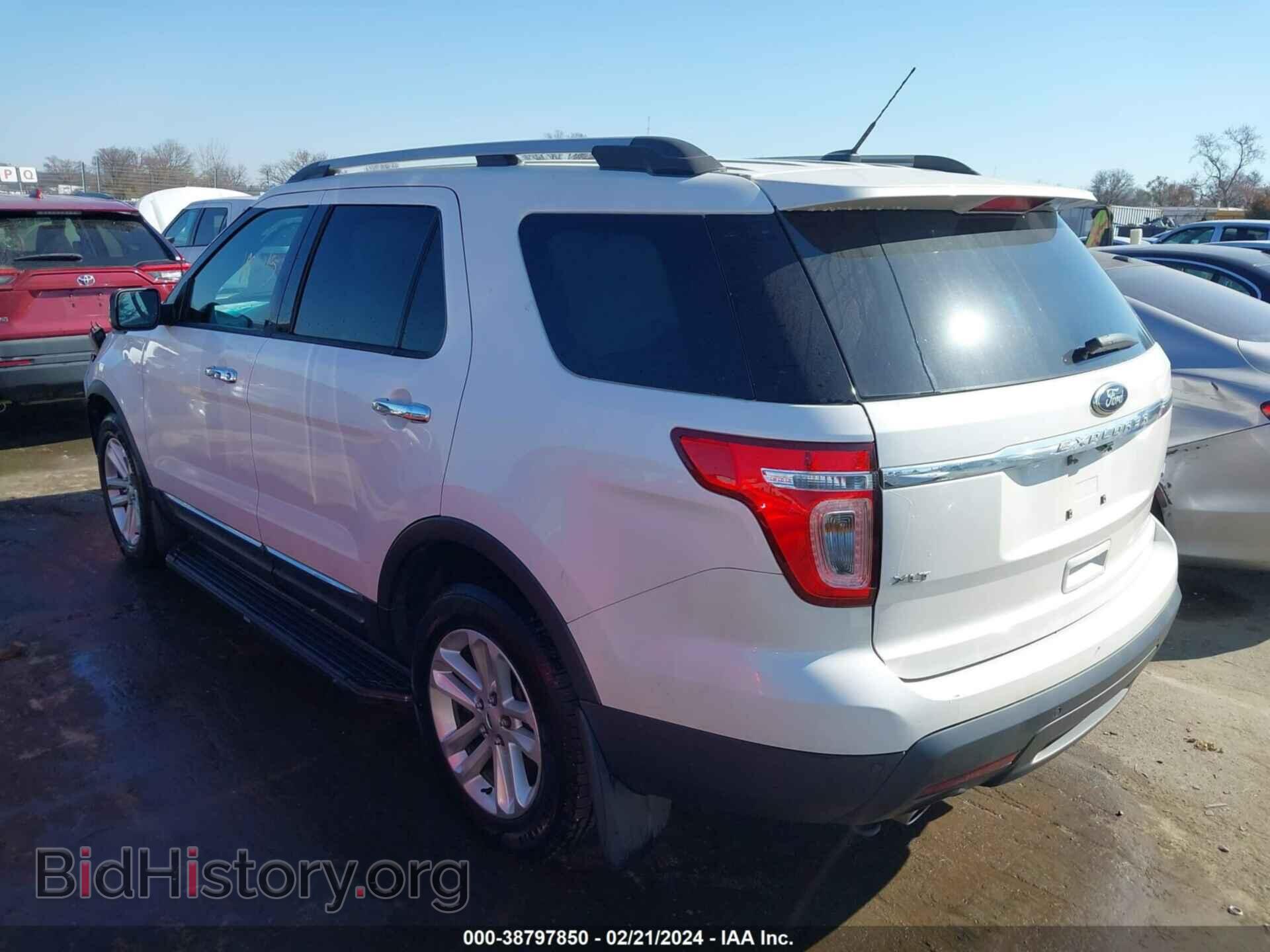 2015 FORD EXPLORER - VIN: 1FM5K8D83FGB29375 - Фото 3