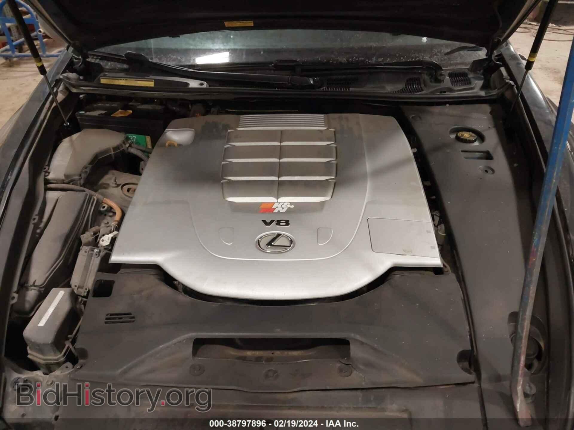 2011 LEXUS LS 460 - VIN: JTHCL5EF5B5011076 - Photo 10