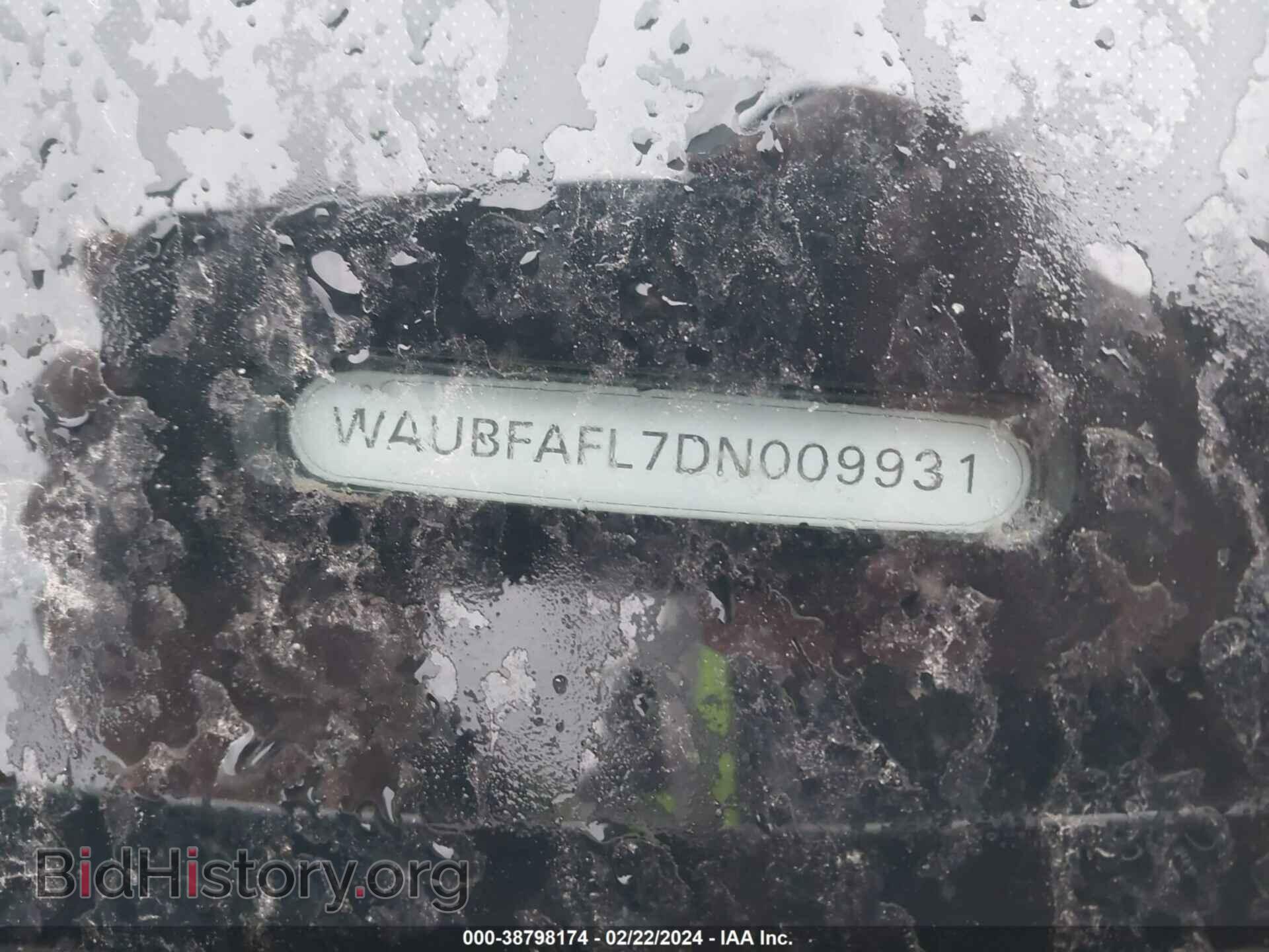 2013 AUDI A4 - VIN: WAUBFAFL7DN009931 - Фото 9
