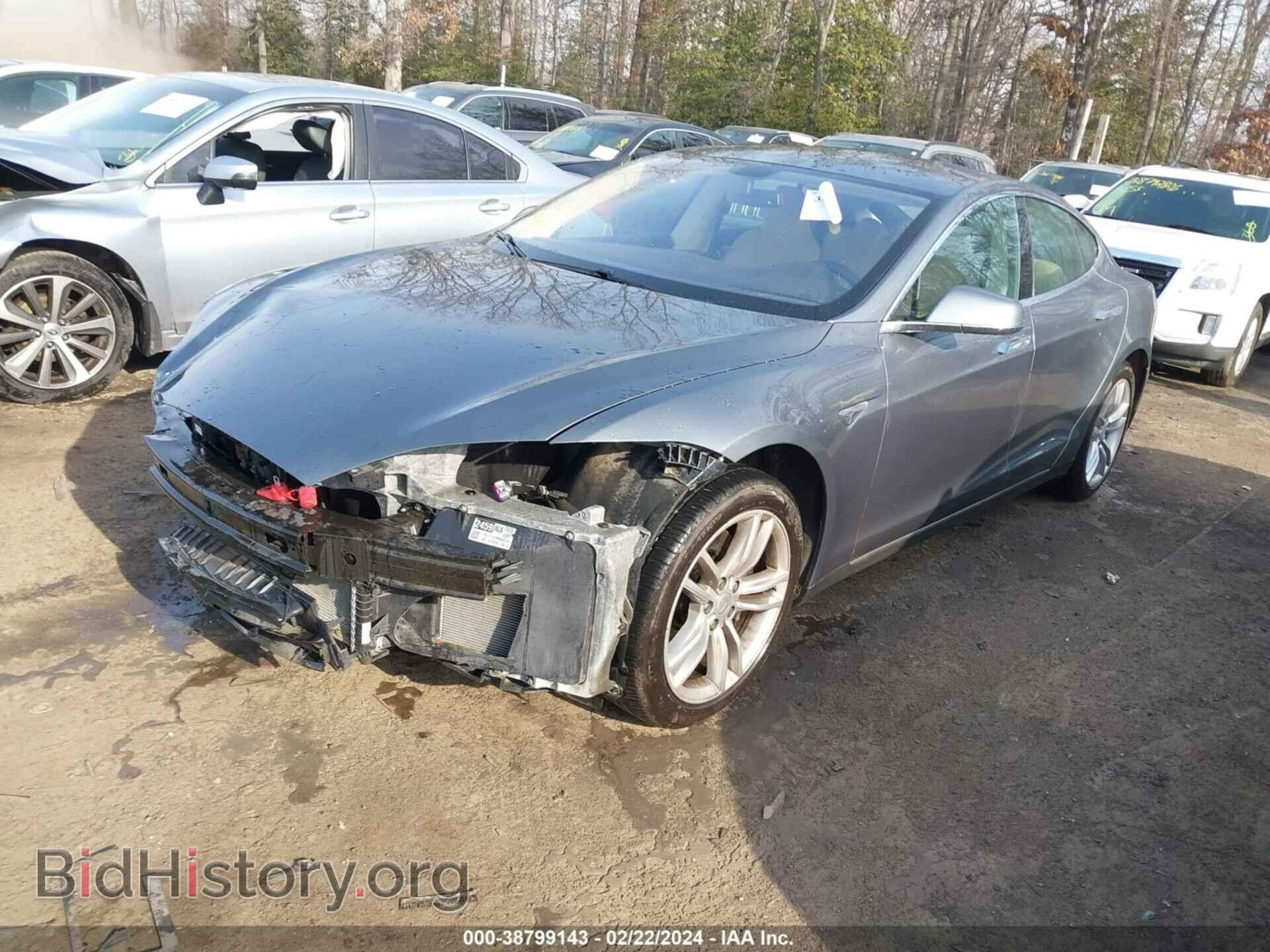 2014 TESLA MODEL S - VIN: 5YJSA1S19EFP49910 - Фото 2