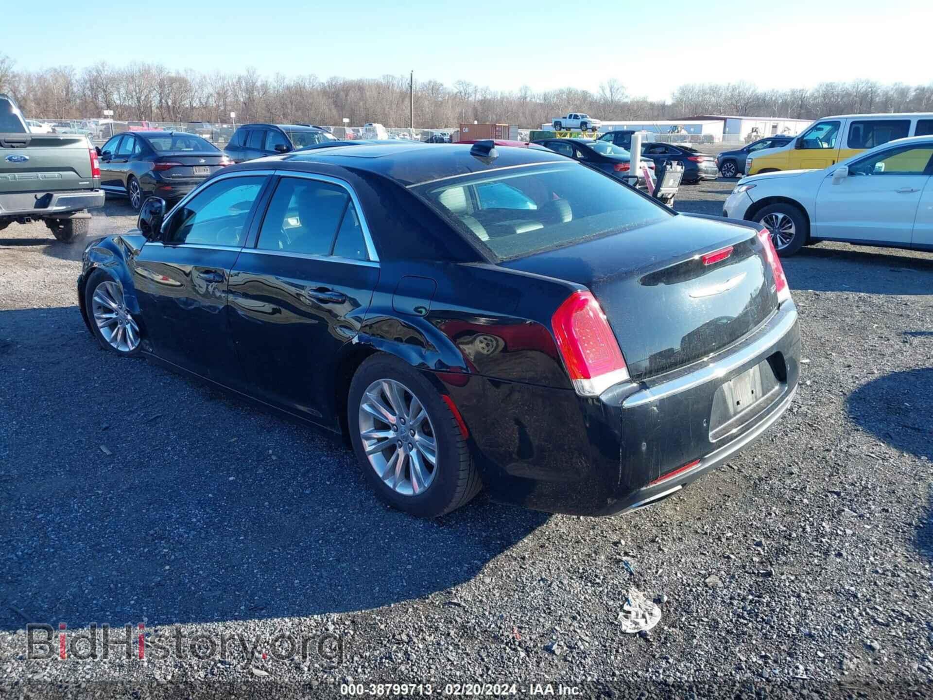 2016 CHRYSLER 300 - VIN: 2C3CCAAG4GH308126 - Фото 3