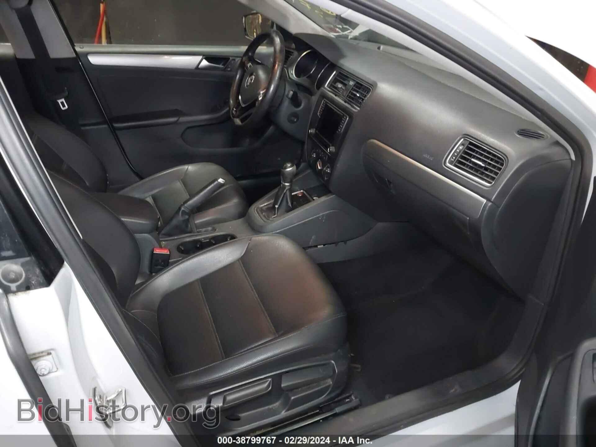 2017 VOLKSWAGEN JETTA - VIN: 3VWB67AJ5HM254266 - Фото 5
