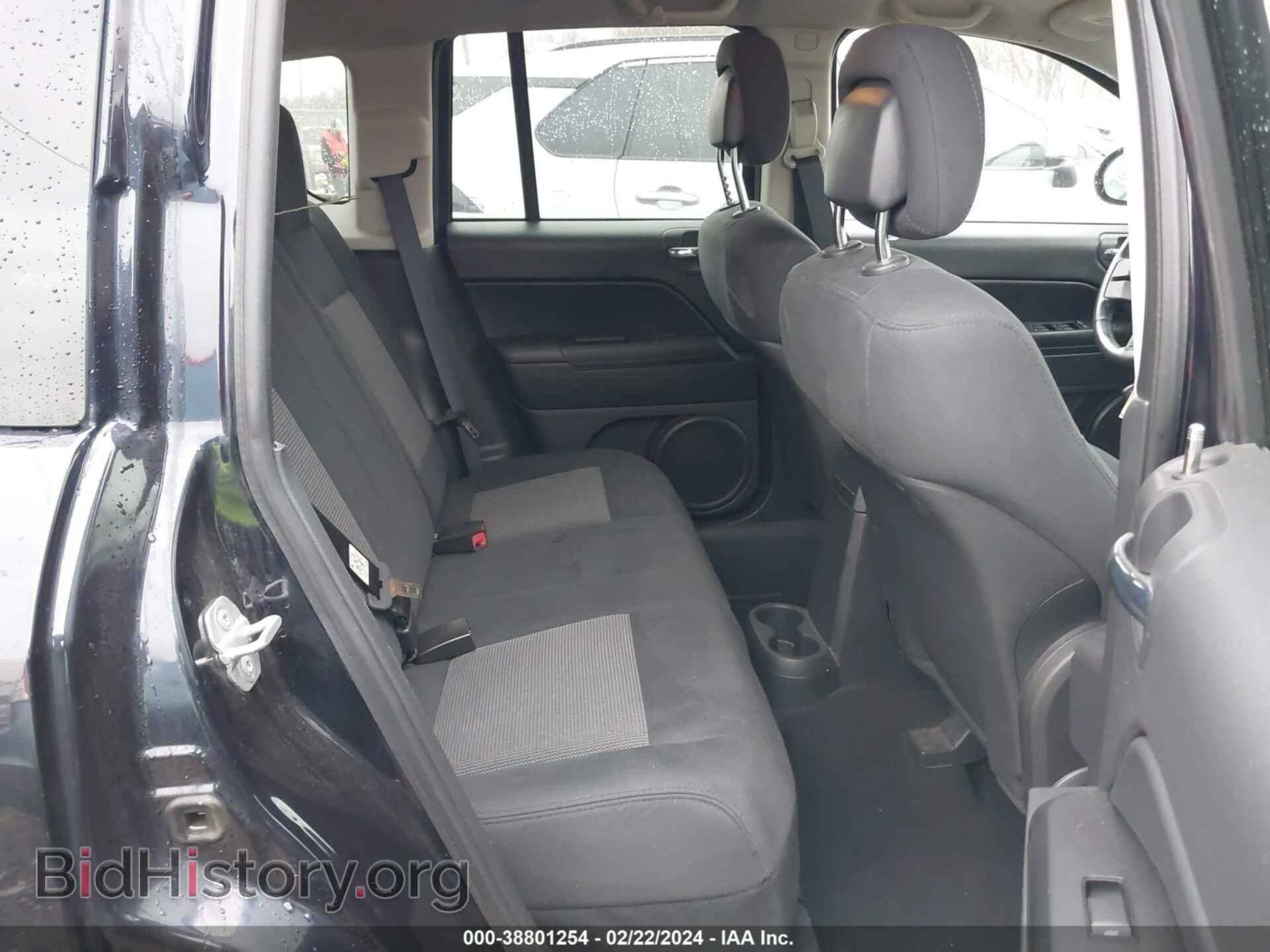 2011 JEEP COMPASS - VIN: 1J4NF1FB1BD216724 - Photo 8