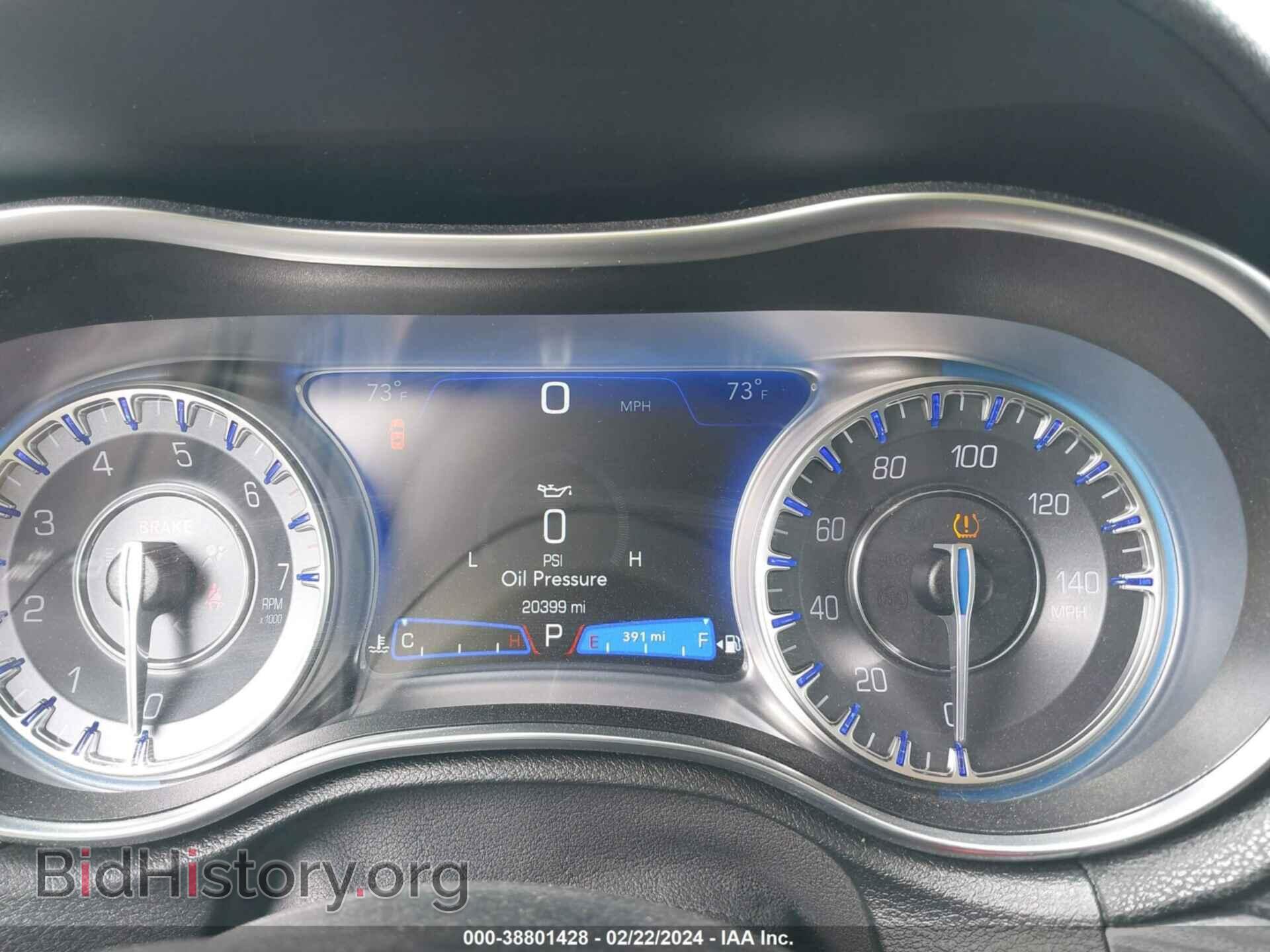 2019 CHRYSLER 300 - VIN: 2C3CCAAG0KH727227 - Фото 7