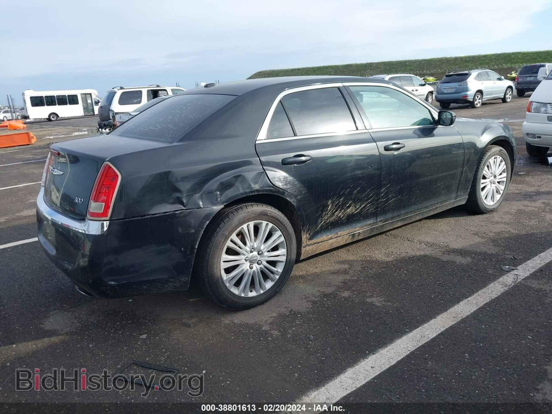 2014 CHRYSLER 300 - VIN: 2C3CCARG5EH337149 - Photo 4