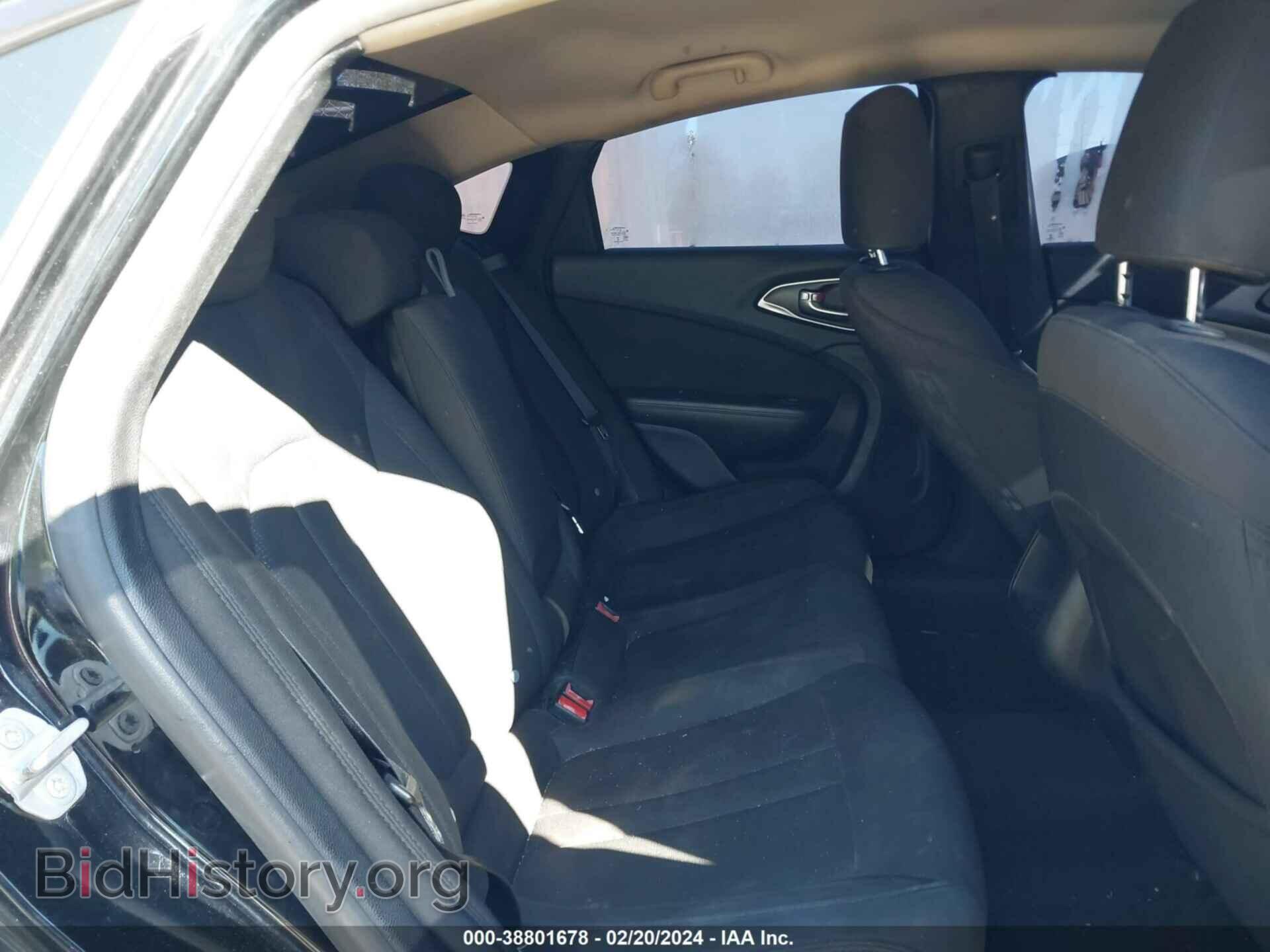 2016 CHRYSLER 200 - VIN: 1C3CCCAB3GN131642 - Фото 8