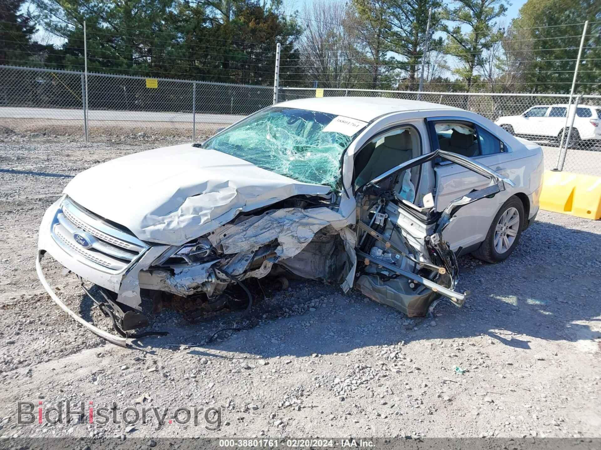 2012 FORD TAURUS - VIN: 1FAHP2DW0CG106832 - Фото 2