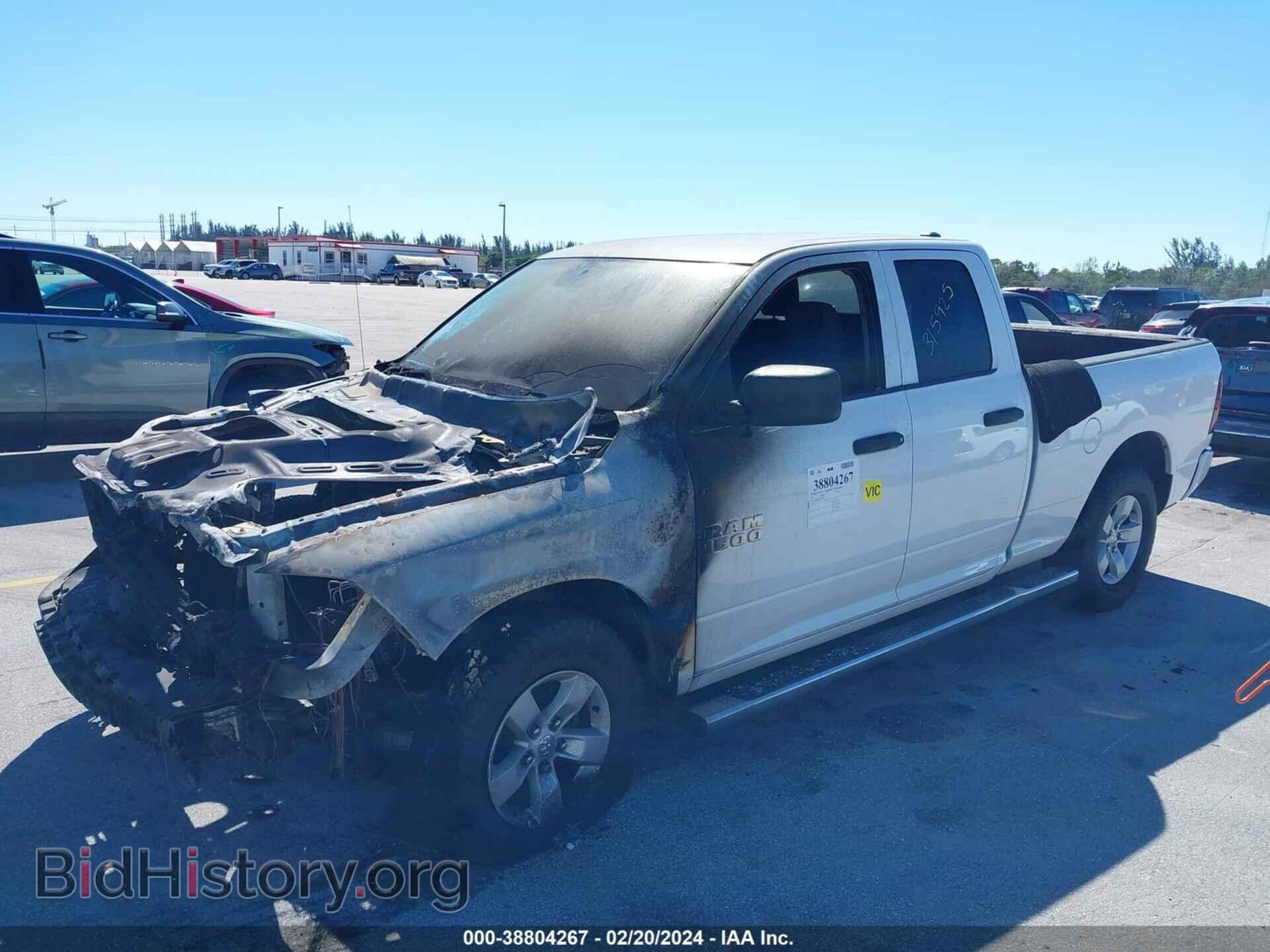 2018 RAM 1500 - VIN: 1C6RR6FG6JS293971 - Фото 2