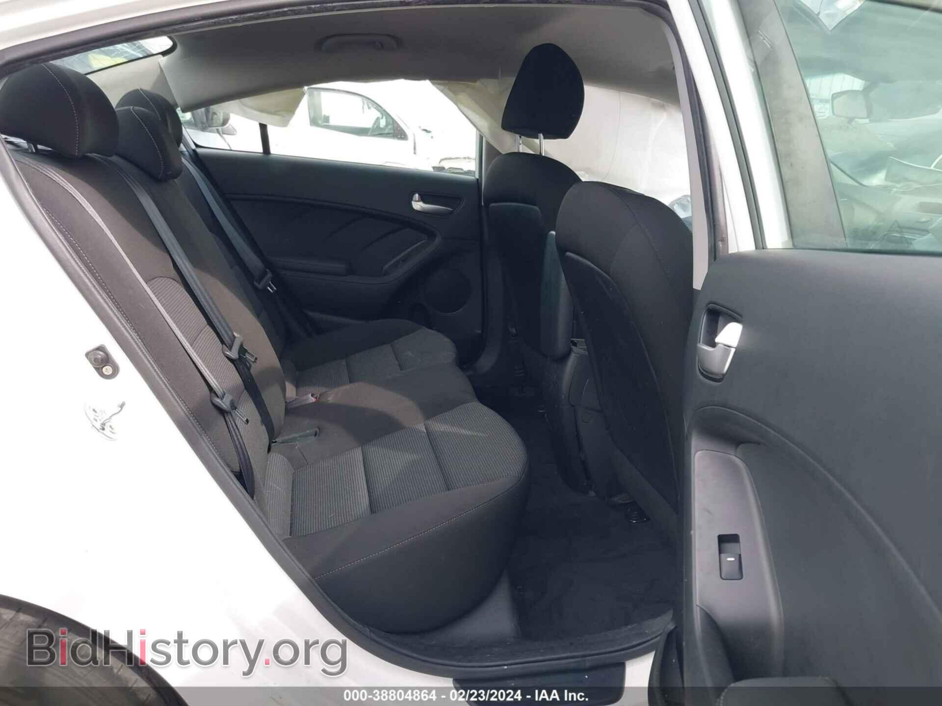 2017 KIA FORTE - VIN: 3KPFK4A73HE024562 - Фото 8