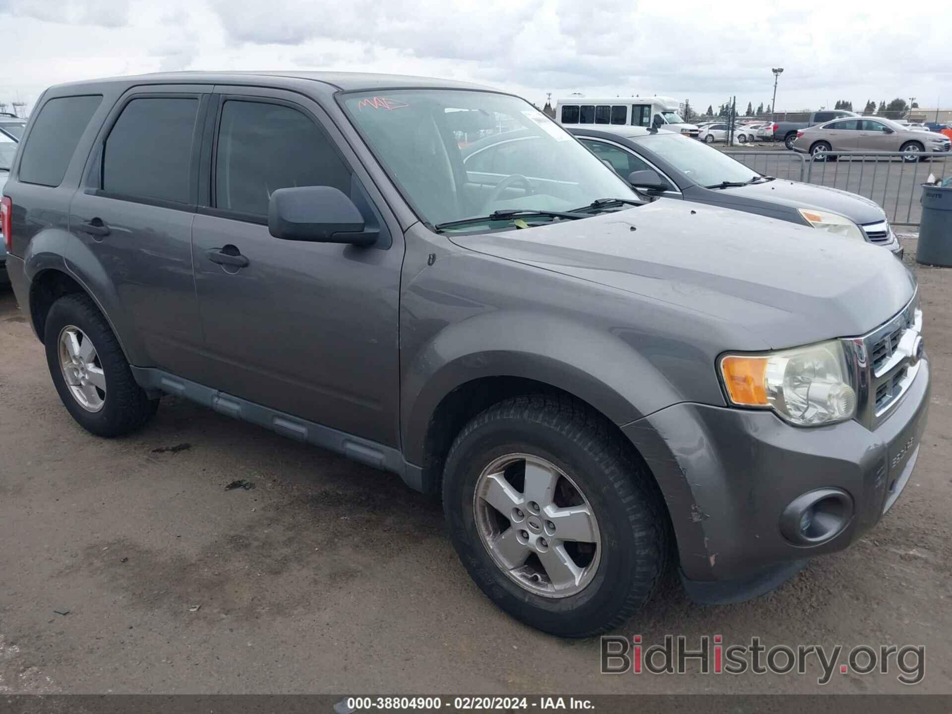 Photo 1FMCU0C77AKD26504 - FORD ESCAPE 2010