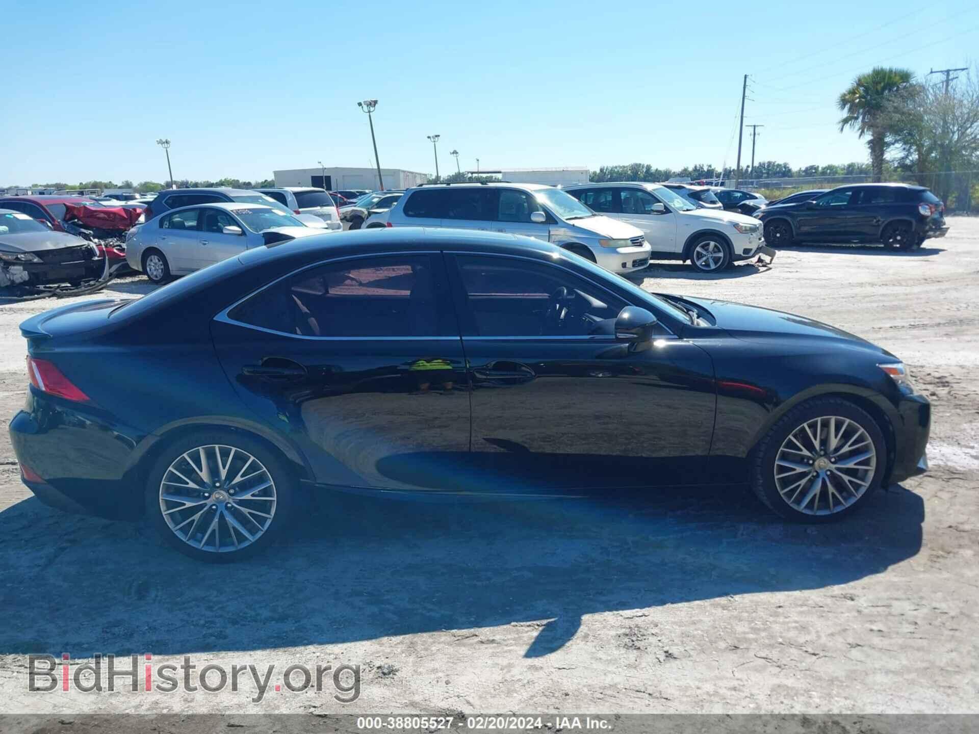 2016 LEXUS IS 200T - VIN: JTHBA1D27G5018742 - Фото 13