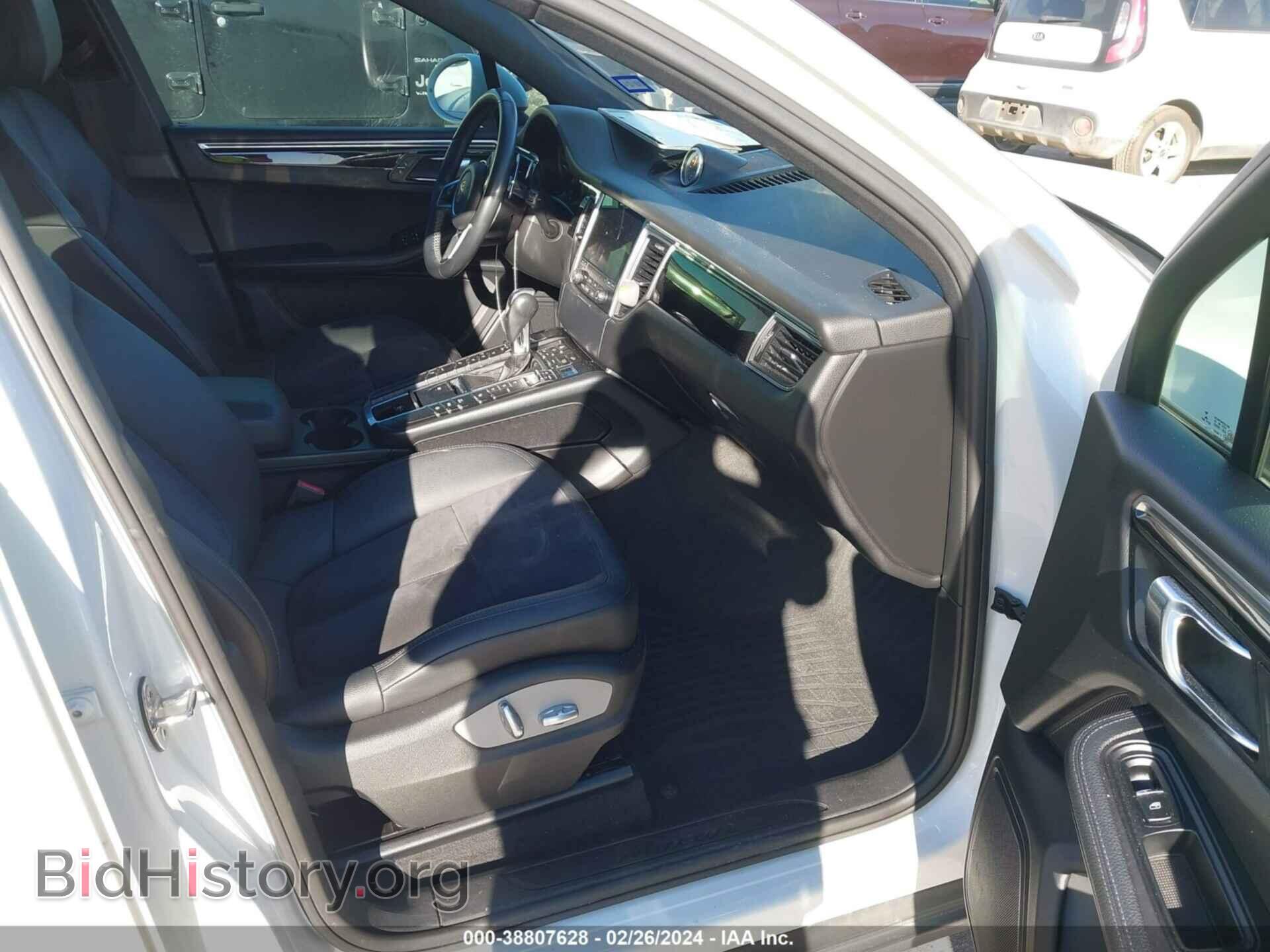 2017 PORSCHE MACAN - VIN: WP1AA2A59HLB81129 - Photo 5