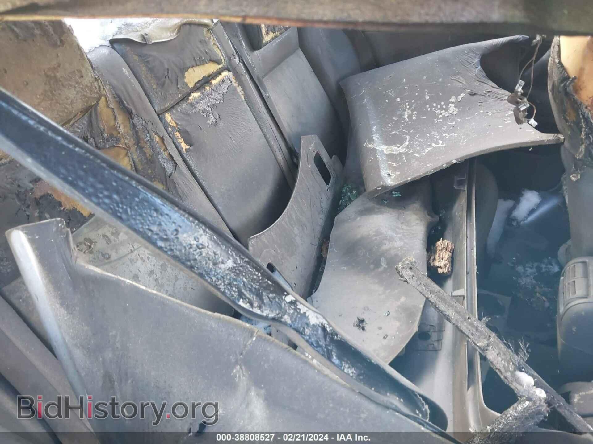 2008 SAAB 9-3 - VIN: YS3FB49Y181152887 - Фото 8