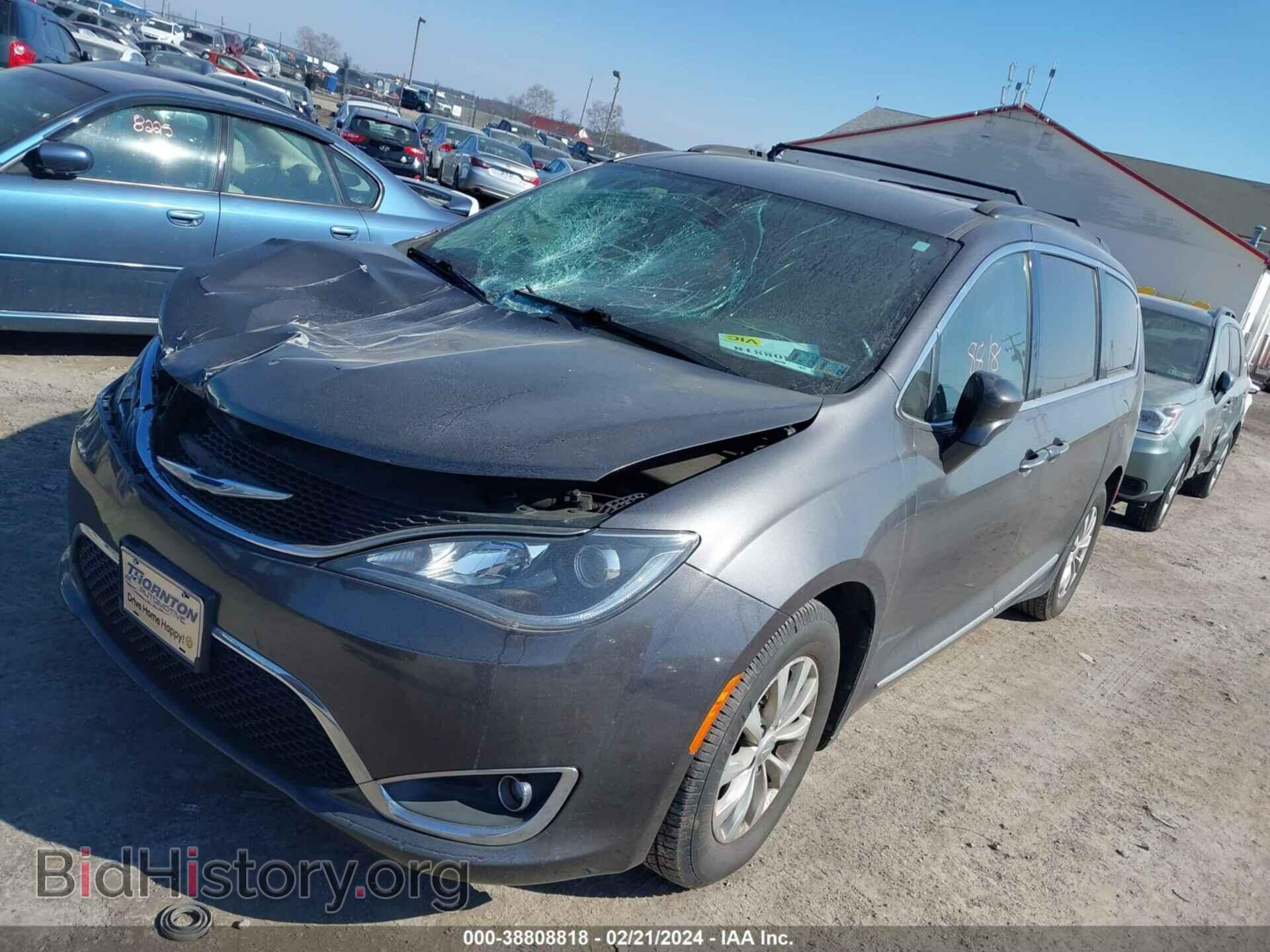 2017 CHRYSLER PACIFICA - VIN: 2C4RC1BGXHR739103 - Фото 2