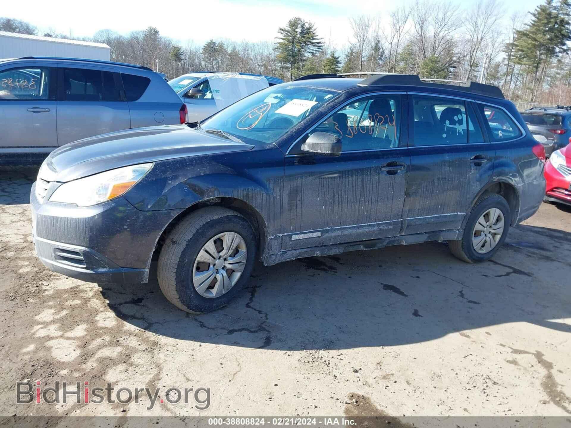 2011 SUBARU OUTBACK - VIN: 4S4BRBAC8B3364053 - Фото 2