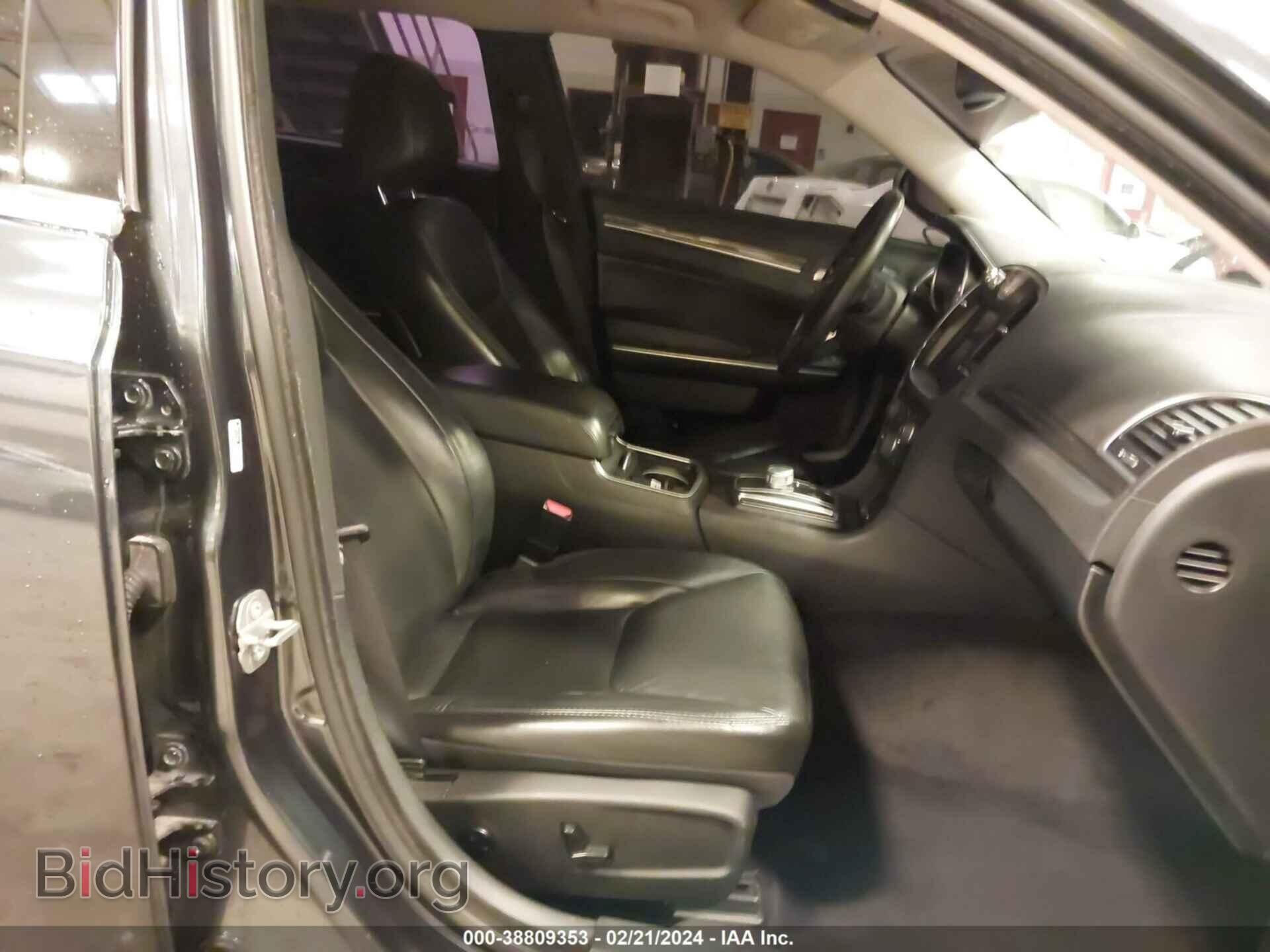 2018 CHRYSLER 300 - VIN: 2C3CCAAG1JH209108 - Фото 5