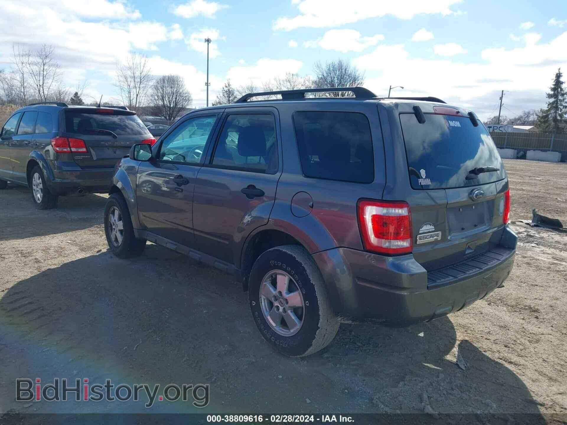 2011 FORD ESCAPE - VIN: 1FMCU9D79BKB61009 - Photo 3