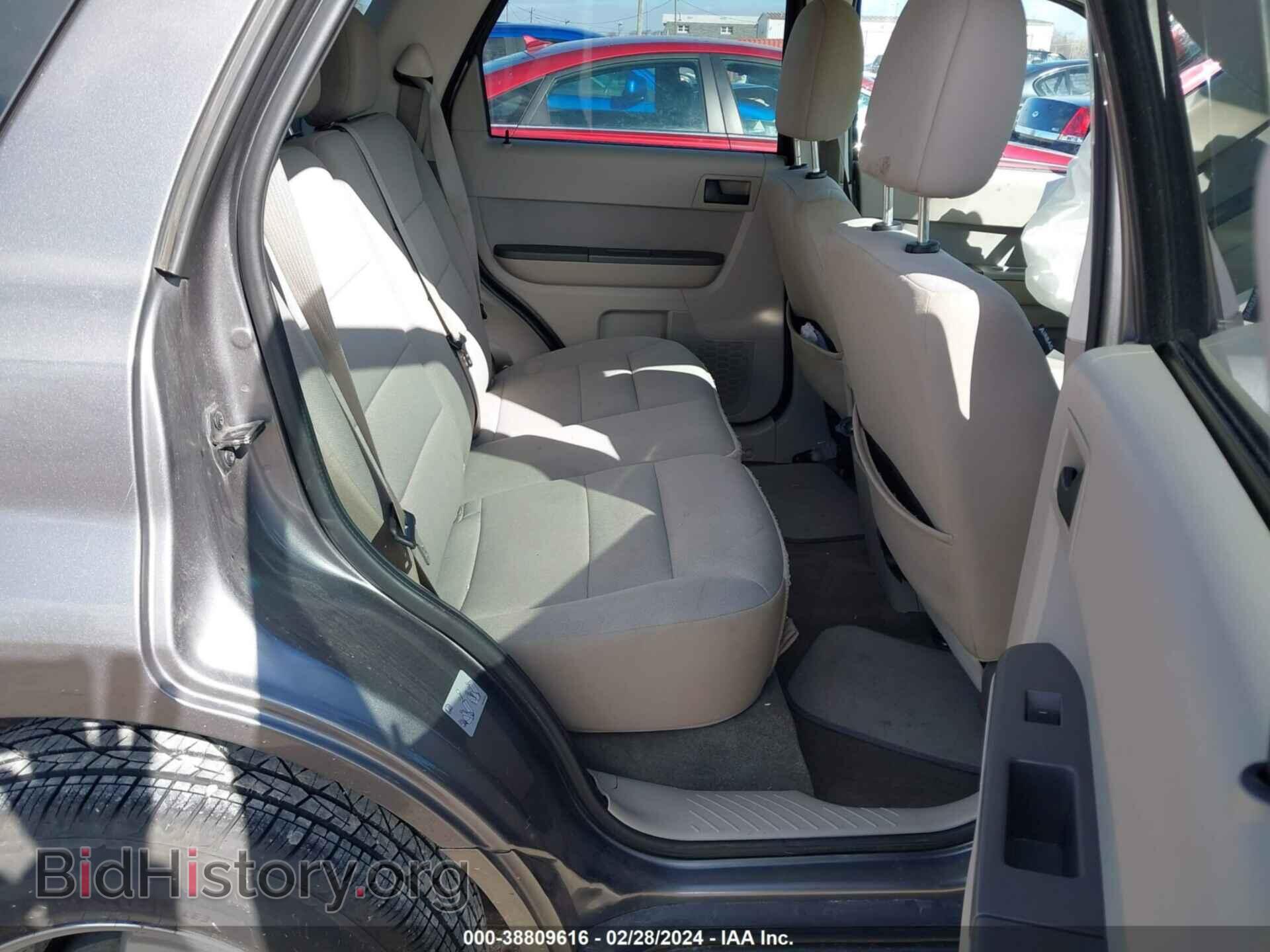 2011 FORD ESCAPE - VIN: 1FMCU9D79BKB61009 - Photo 8