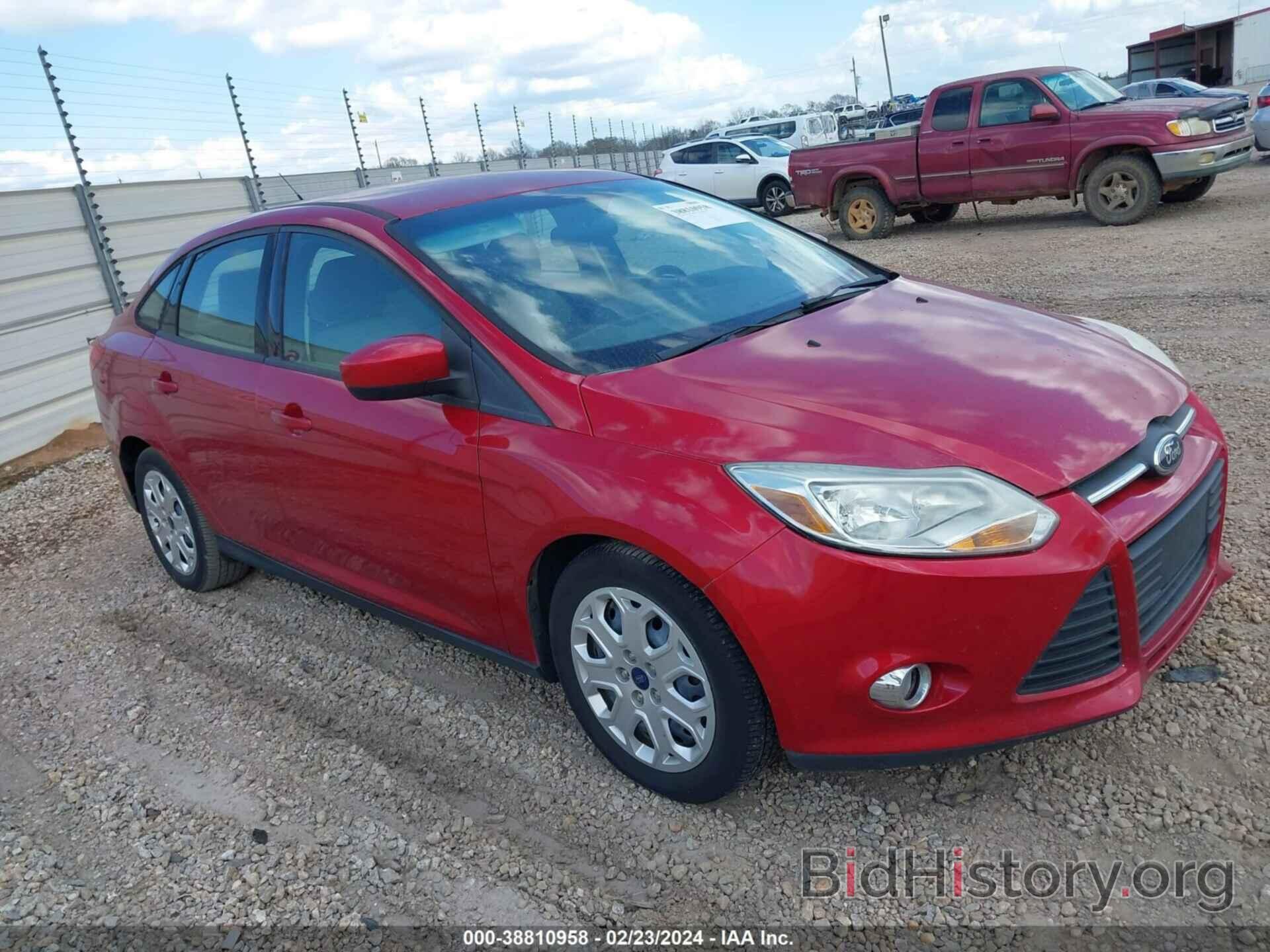 Photo 1FAHP3F2XCL426554 - FORD FOCUS 2012