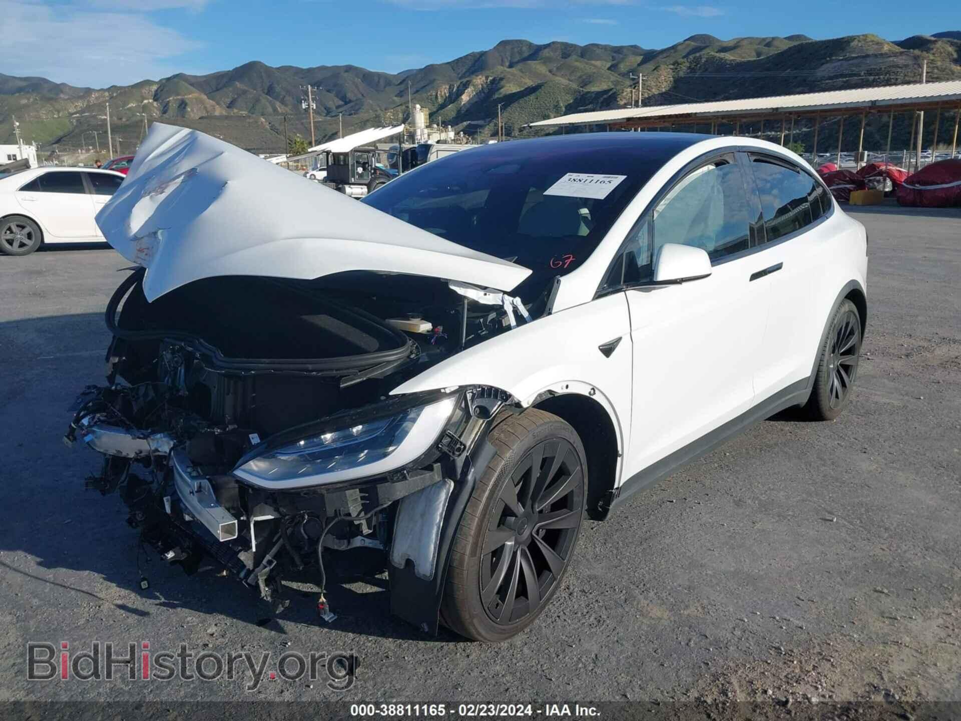 2023 TESLA MODEL X - VIN: 7SAXCBE66PF375193 - Фото 2