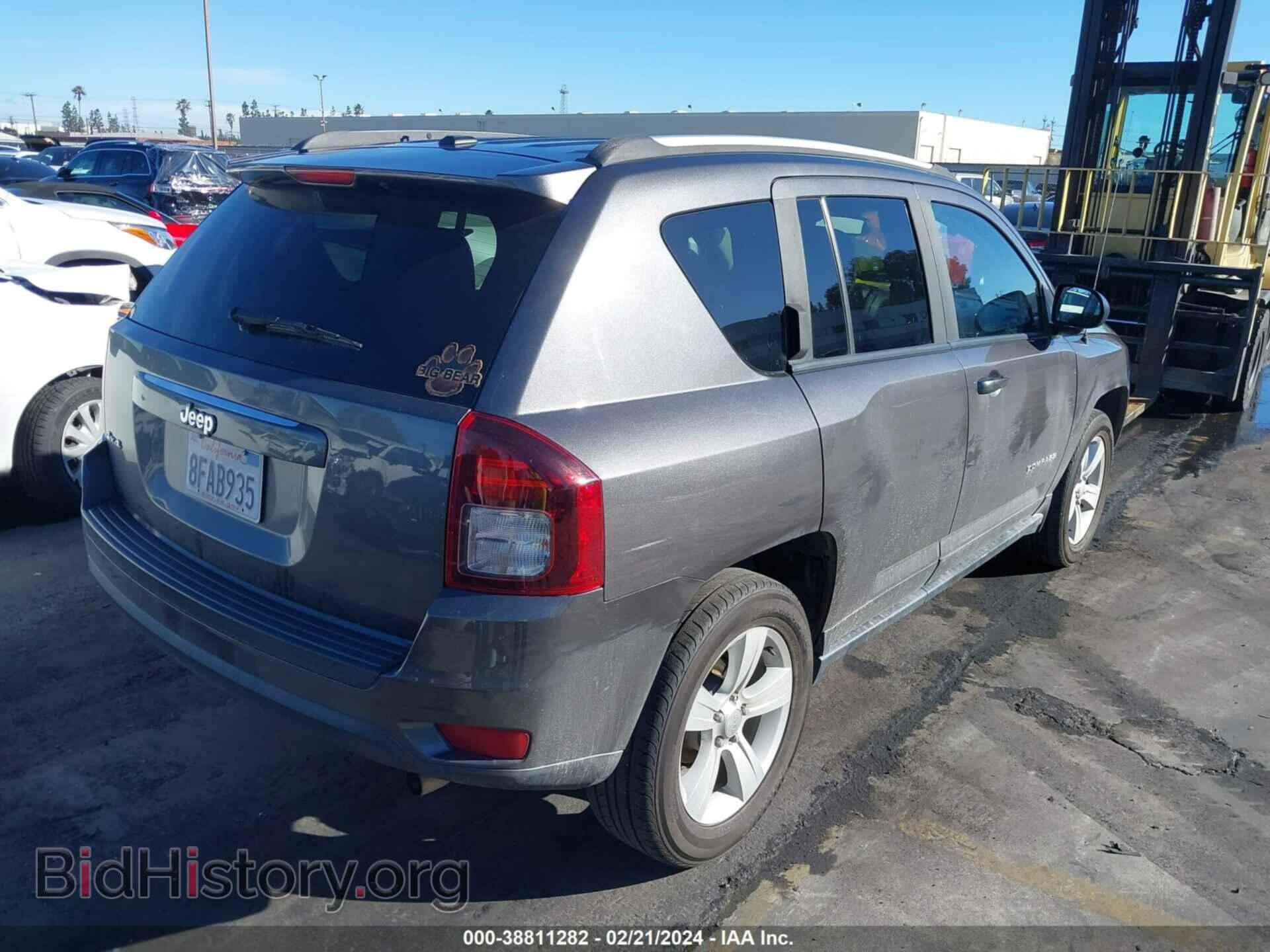 2016 JEEP COMPASS - VIN: 1C4NJDBB2GD780059 - Photo 4