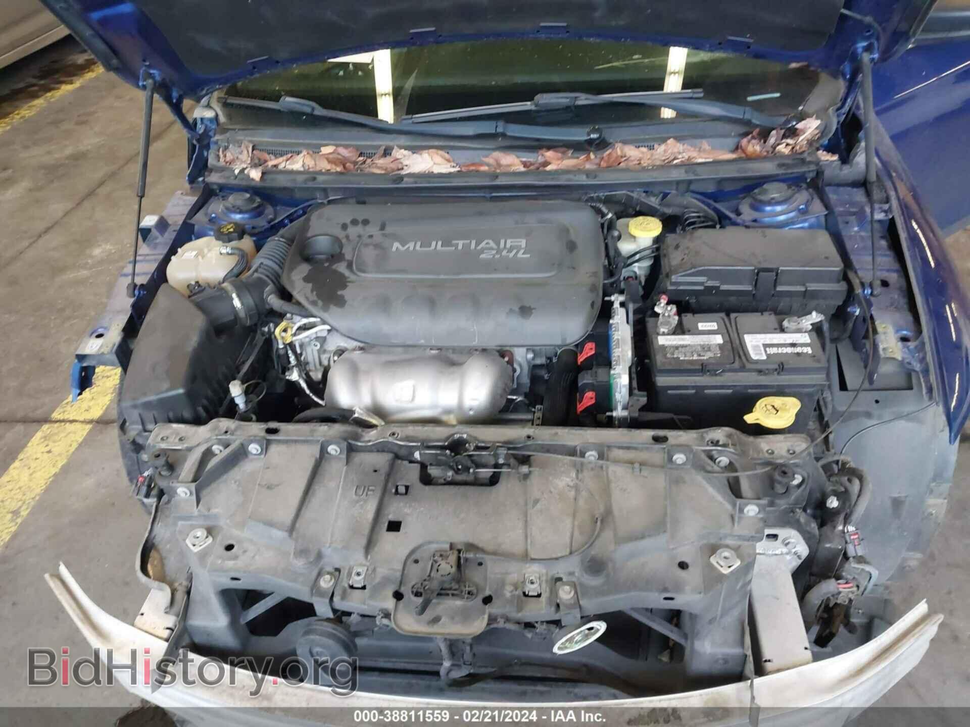2015 CHRYSLER 200 - VIN: 1C3CCCAB2FN620905 - Фото 10