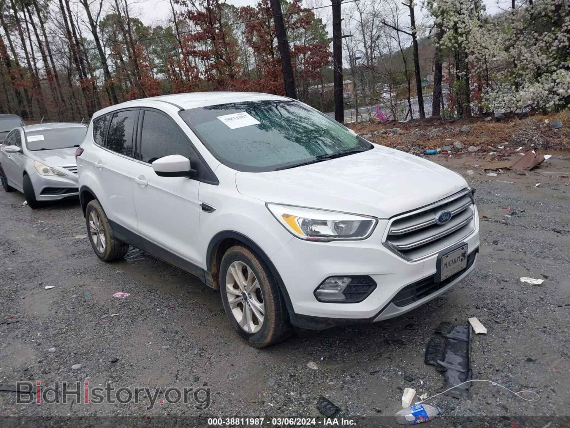 Фотография 1FMCU0GD3HUE84174 - FORD ESCAPE 2017