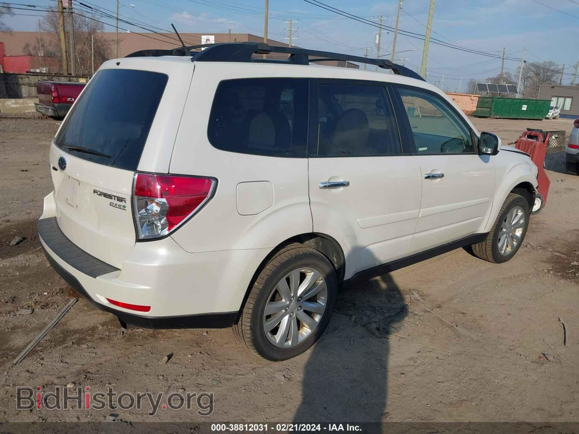 2013 SUBARU FORESTER - VIN: JF2SHADC2DH412411 - Фото 4