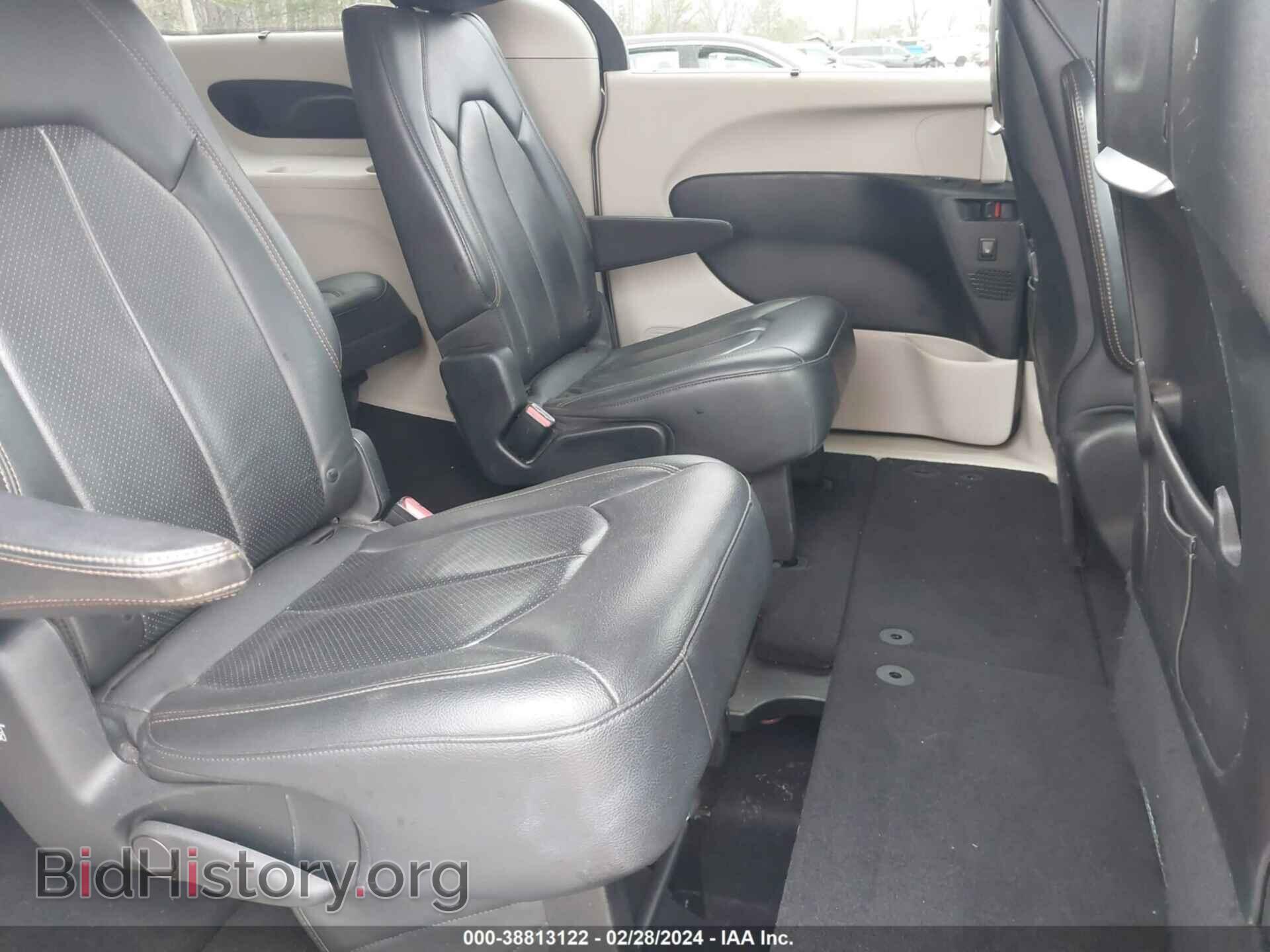2018 CHRYSLER PACIFICA - VIN: 2C4RC1EG5JR291662 - Фото 8