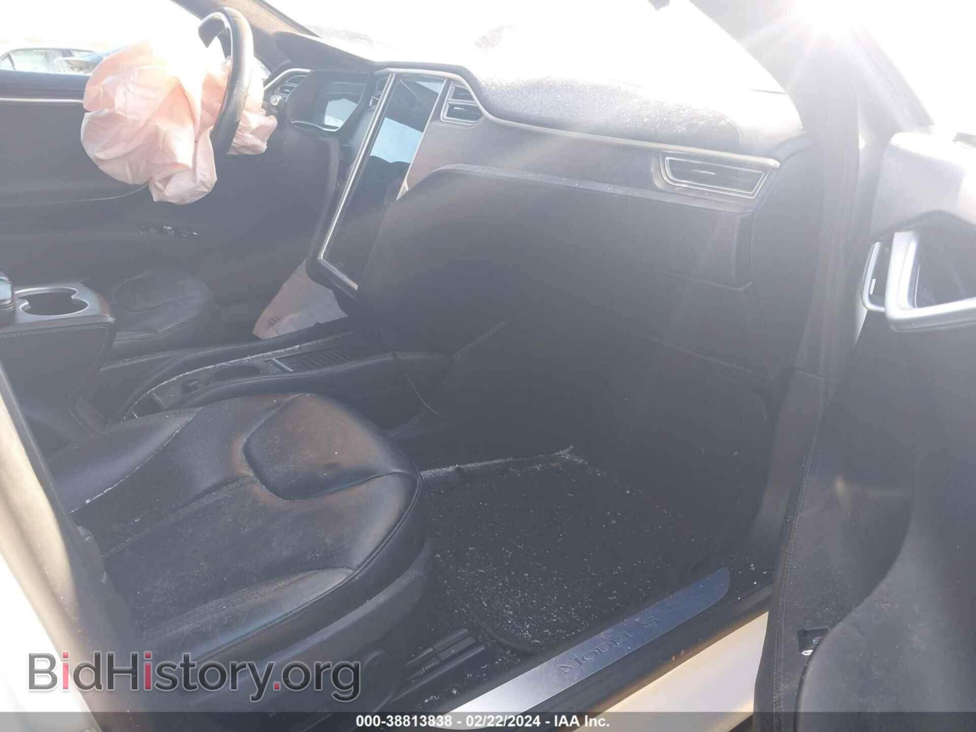 2015 TESLA MODEL S - VIN: 5YJSA1E21FF108613 - Photo 5