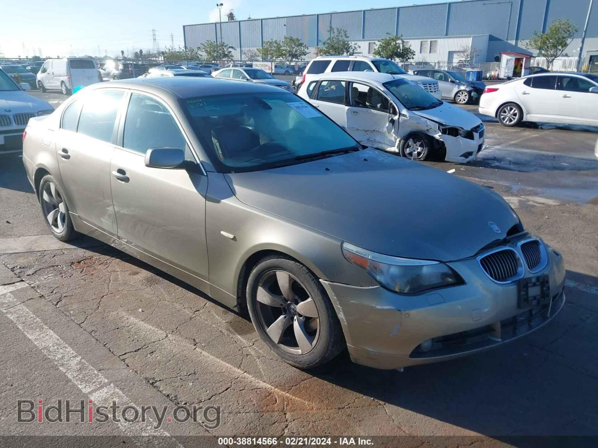 Фотография WBANE53526CK81427 - BMW 525I 2006