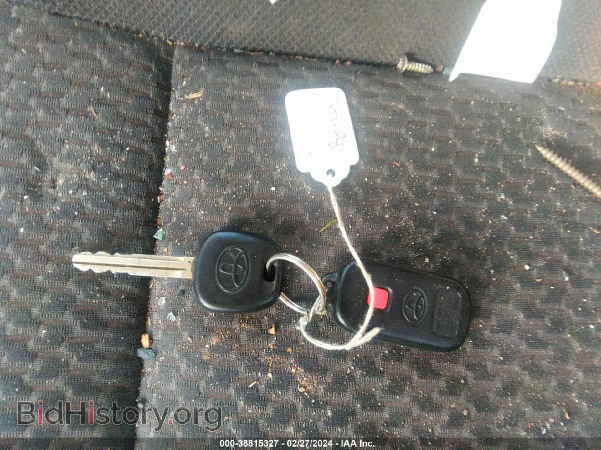 2008 TOYOTA MATRIX - VIN: 2T1KR32E58C714846 - Фото 11