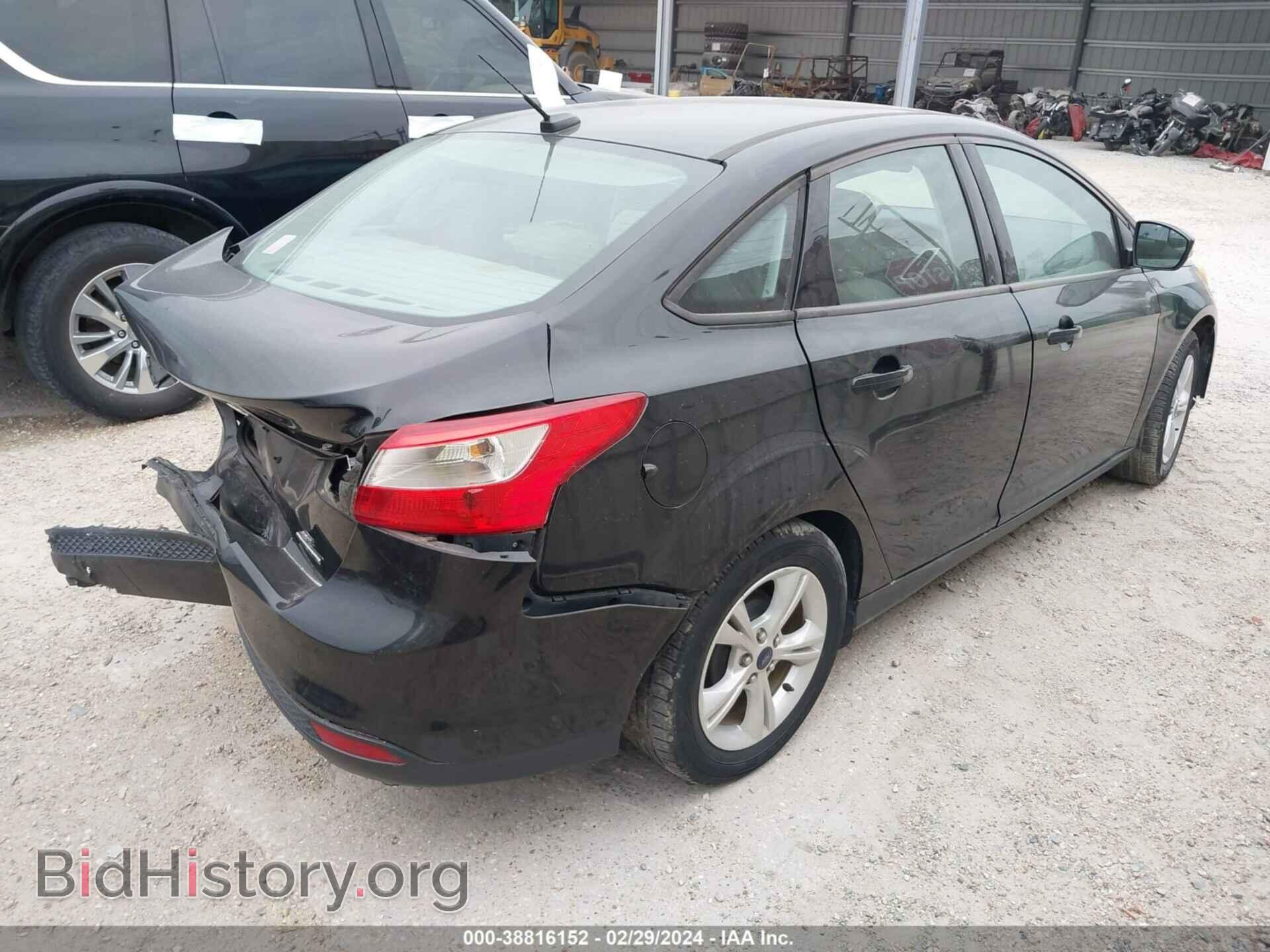 2014 FORD FOCUS - VIN: 1FADP3F28EL379672 - Photo 4