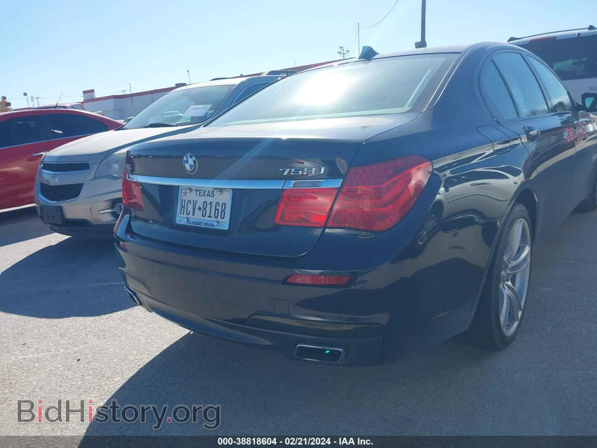 2012 BMW 750I - VIN: WBAKA8C59CDX01285 - Фото 4