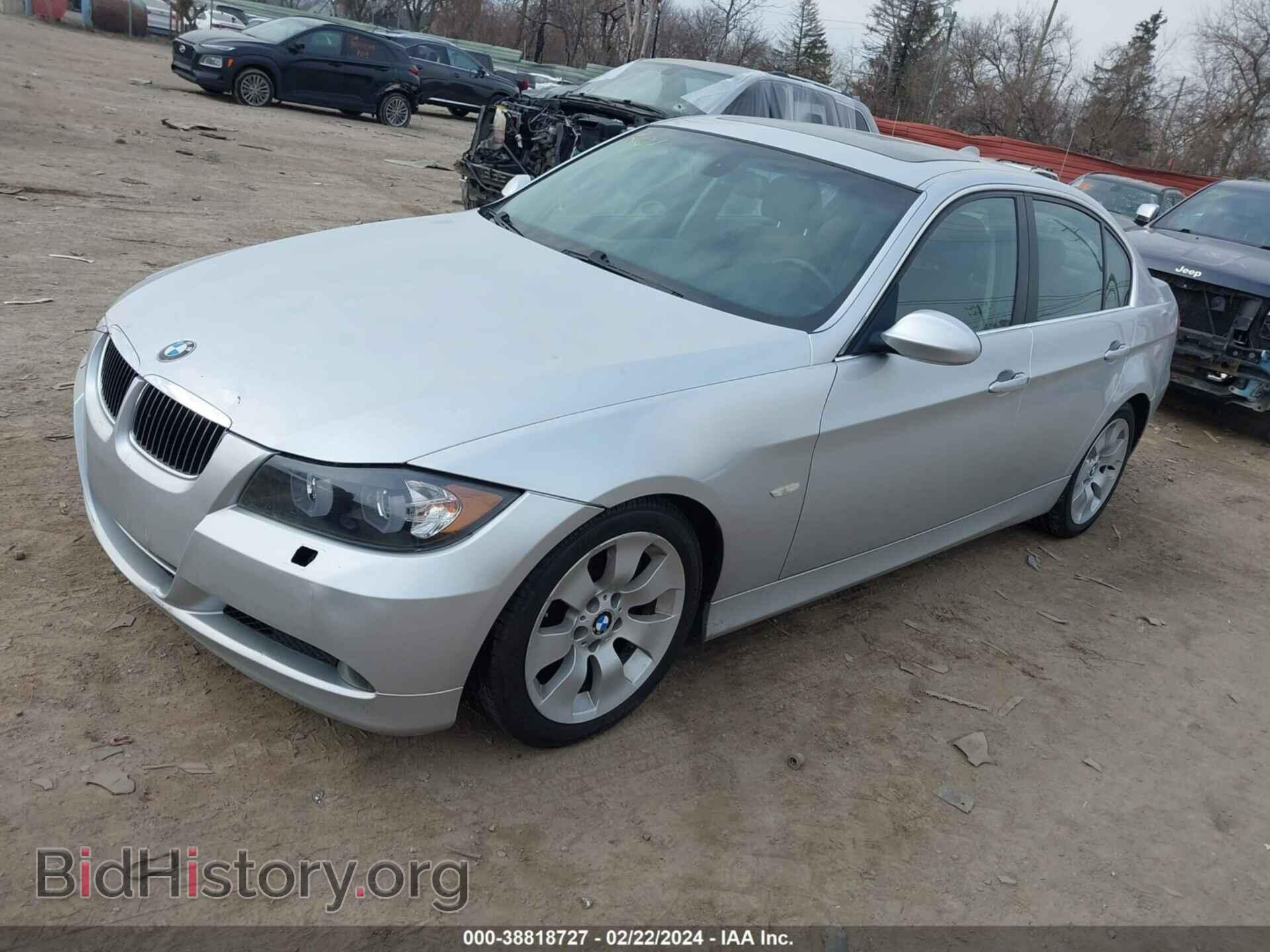 2007 BMW 335XI - VIN: WBAVD53517A009175 - Фото 2