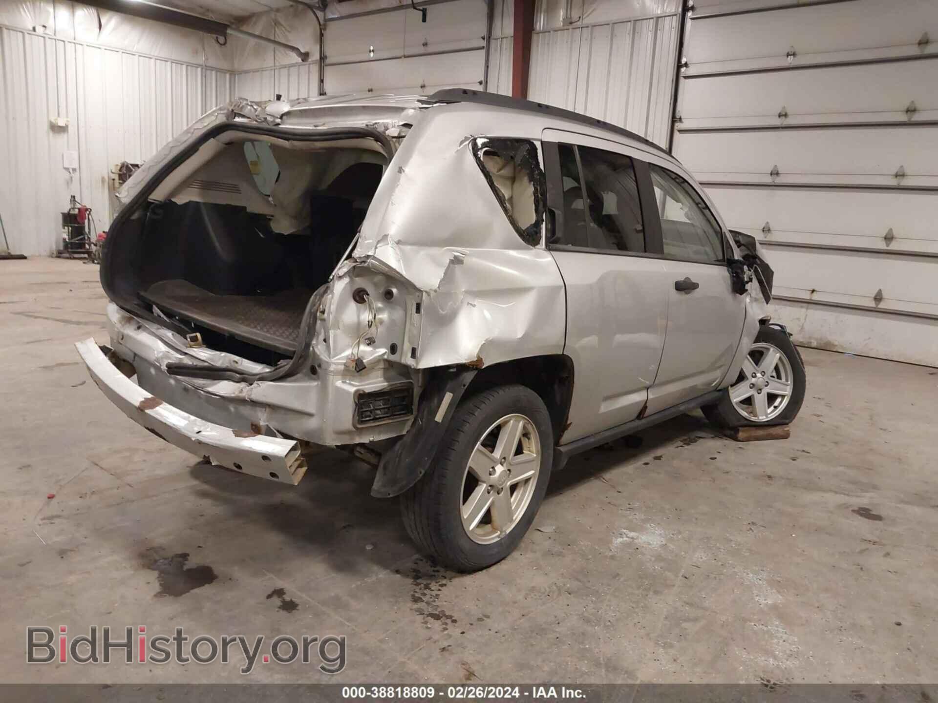2011 JEEP COMPASS - VIN: 1J4NT1FA2BD159885 - Photo 4